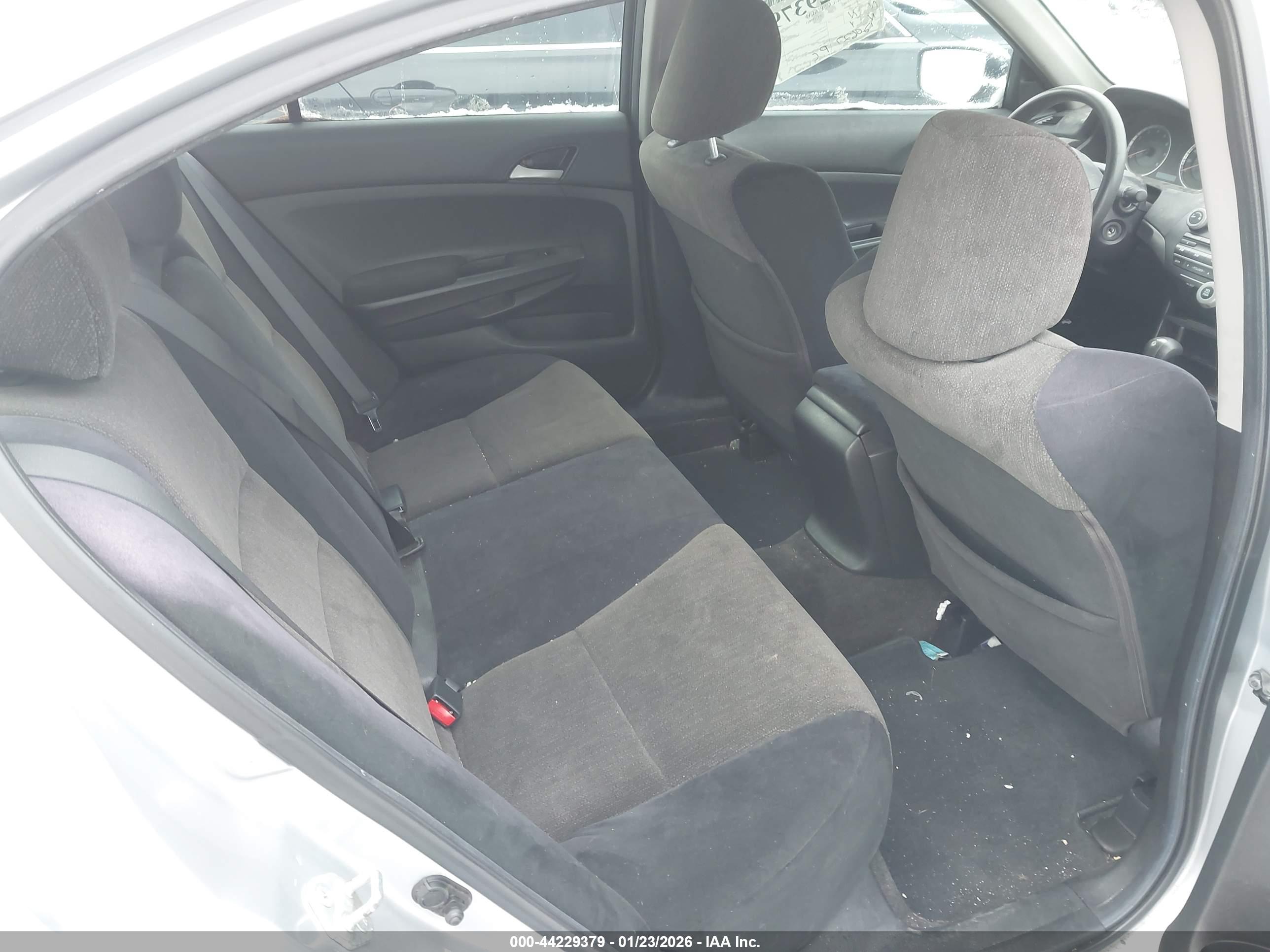 HONDA ACCORD image 8