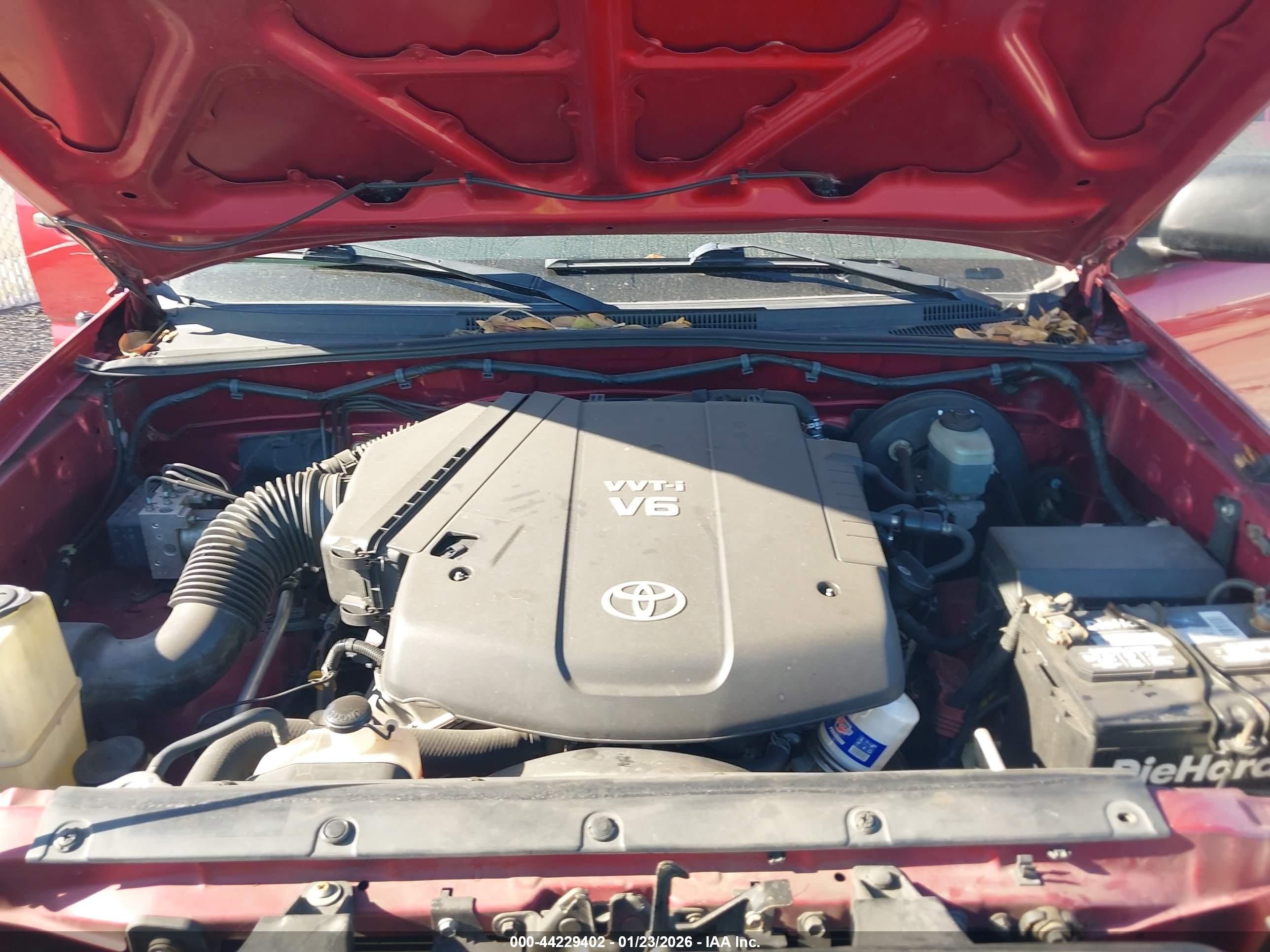 TOYOTA TACOMA image 10