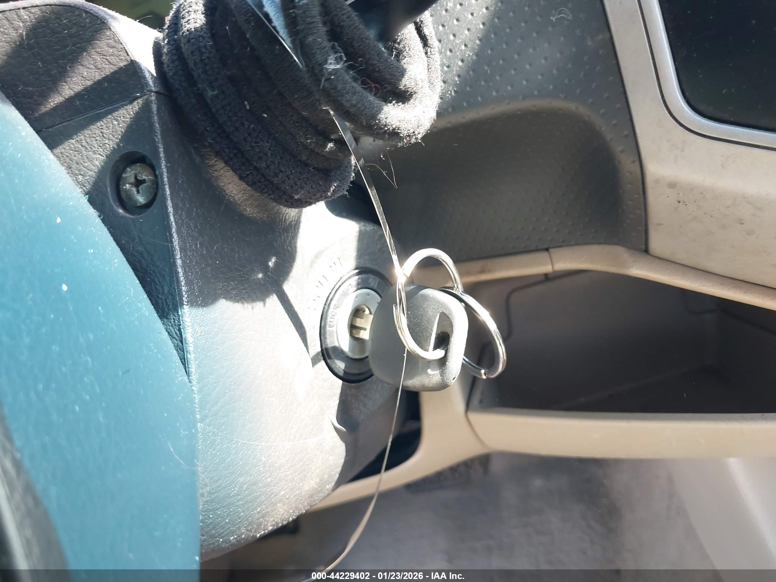 TOYOTA TACOMA image 11