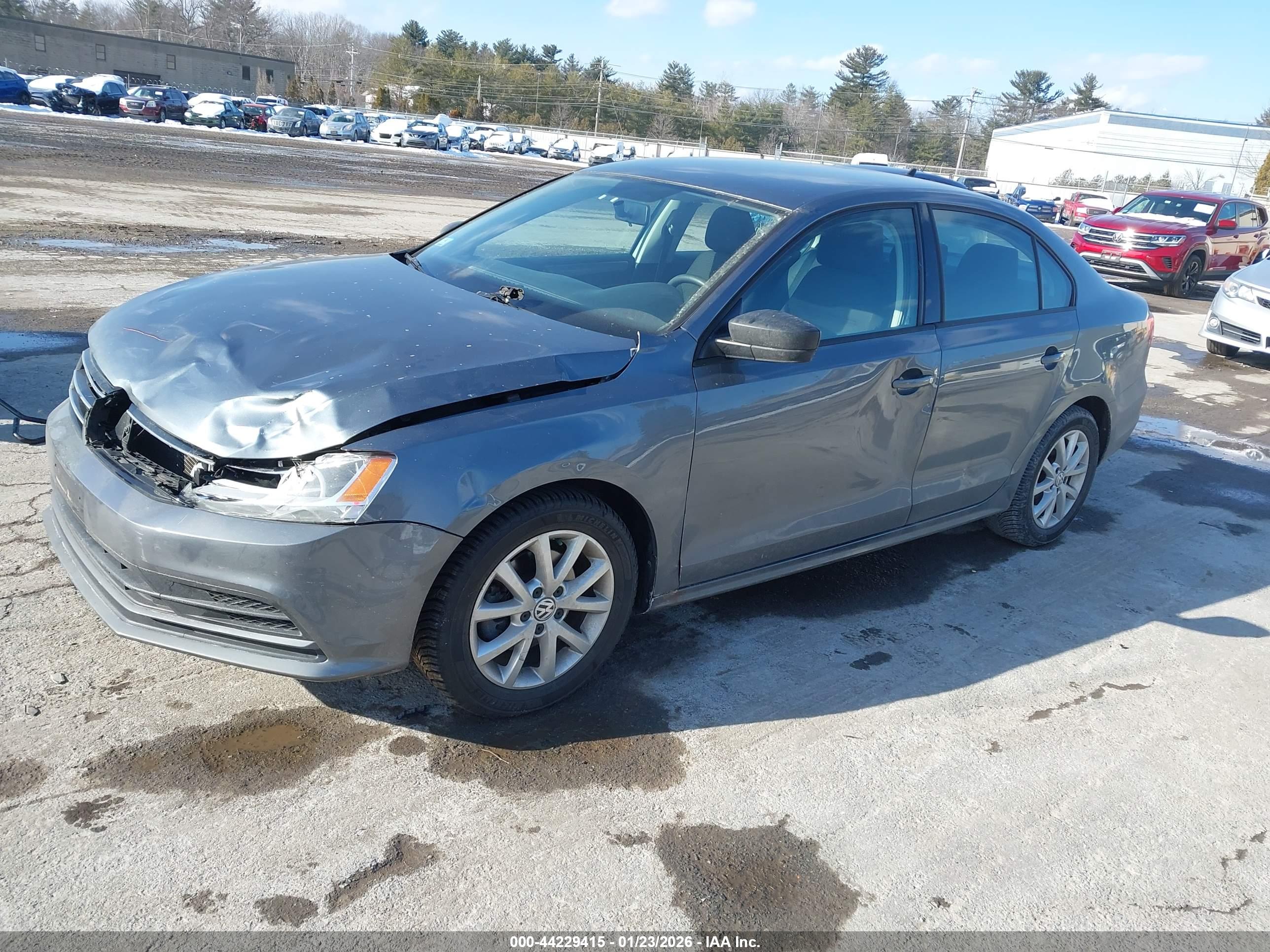 VOLKSWAGEN JETTA image 2