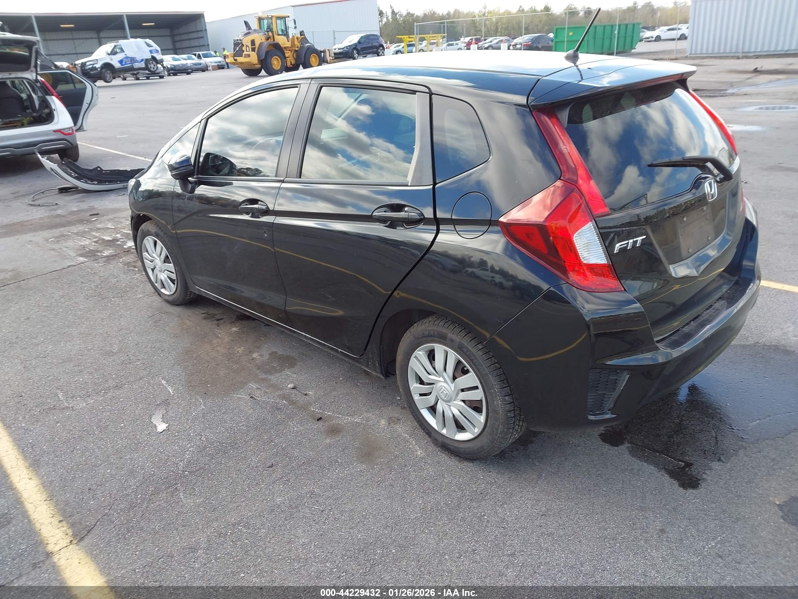 HONDA FIT image 3