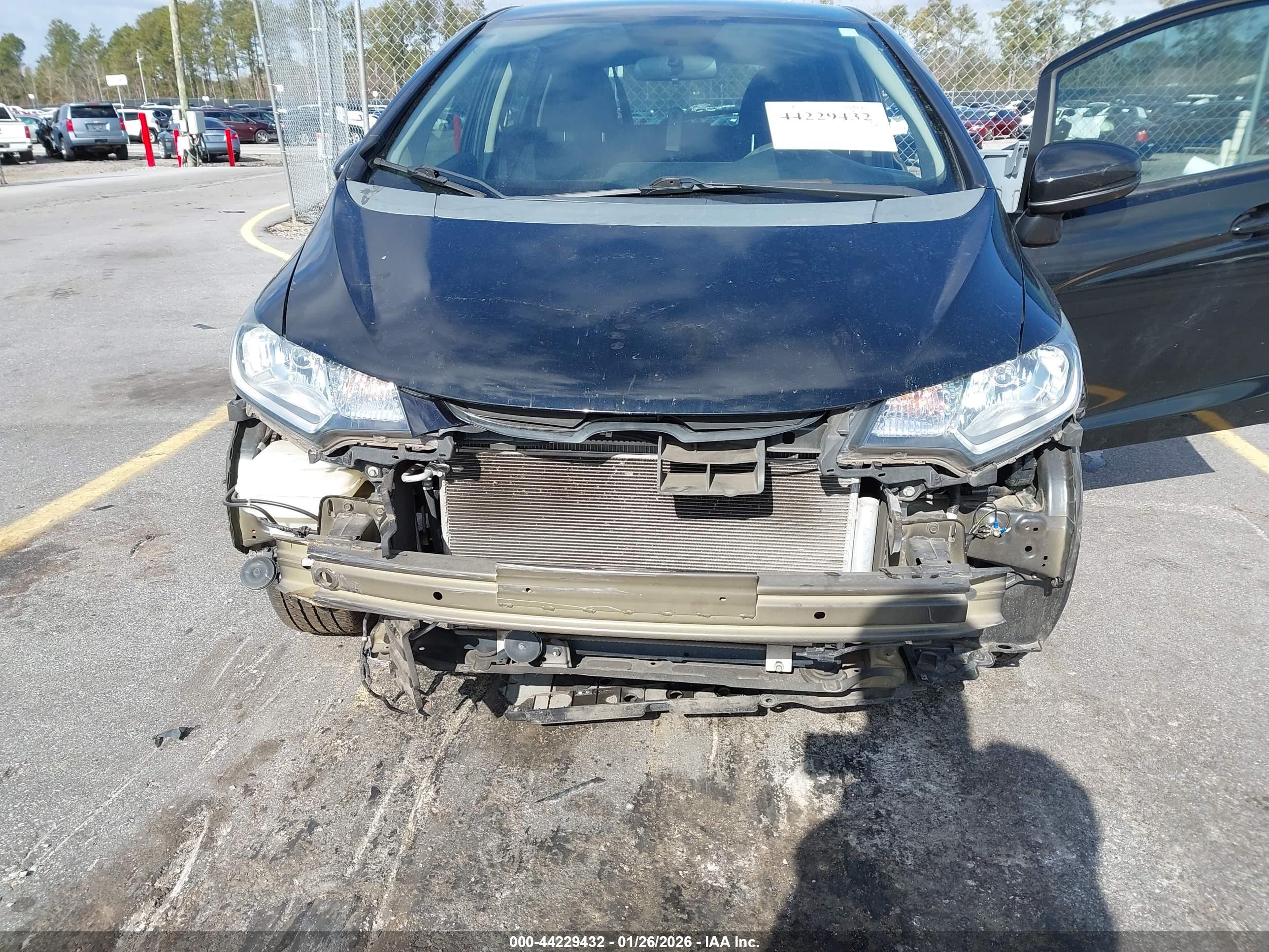 HONDA FIT image 6