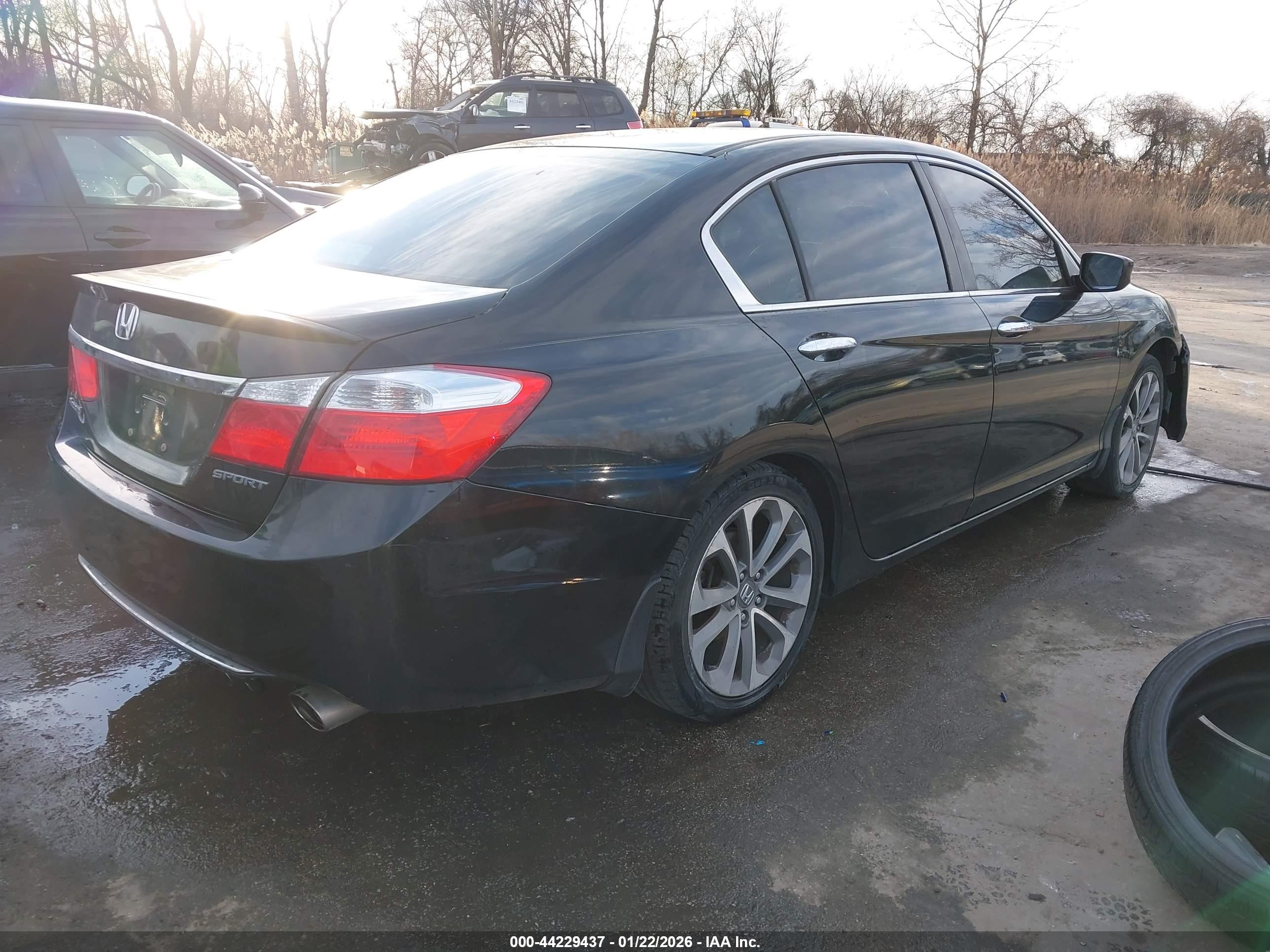 HONDA ACCORD image 4