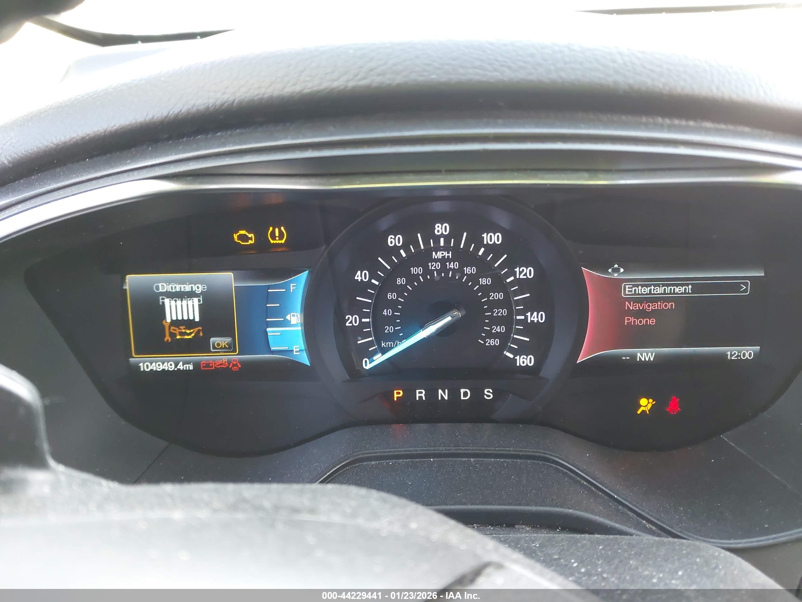 FORD FUSION image 7