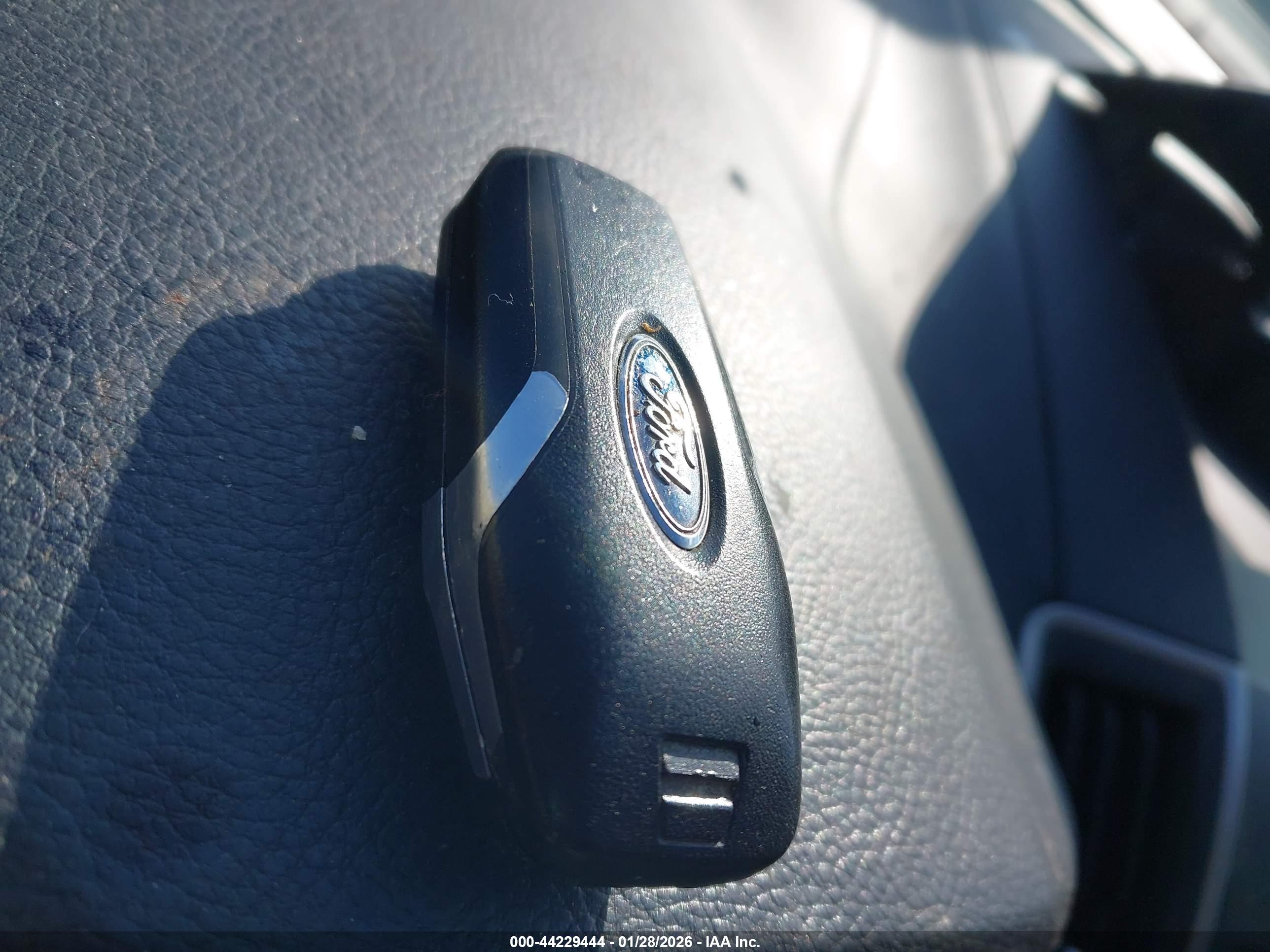 FORD EDGE image 11