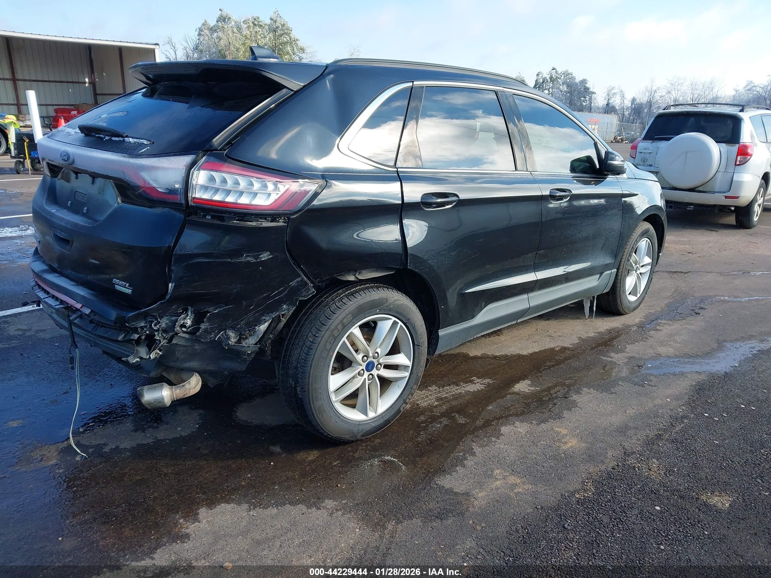 FORD EDGE image 4