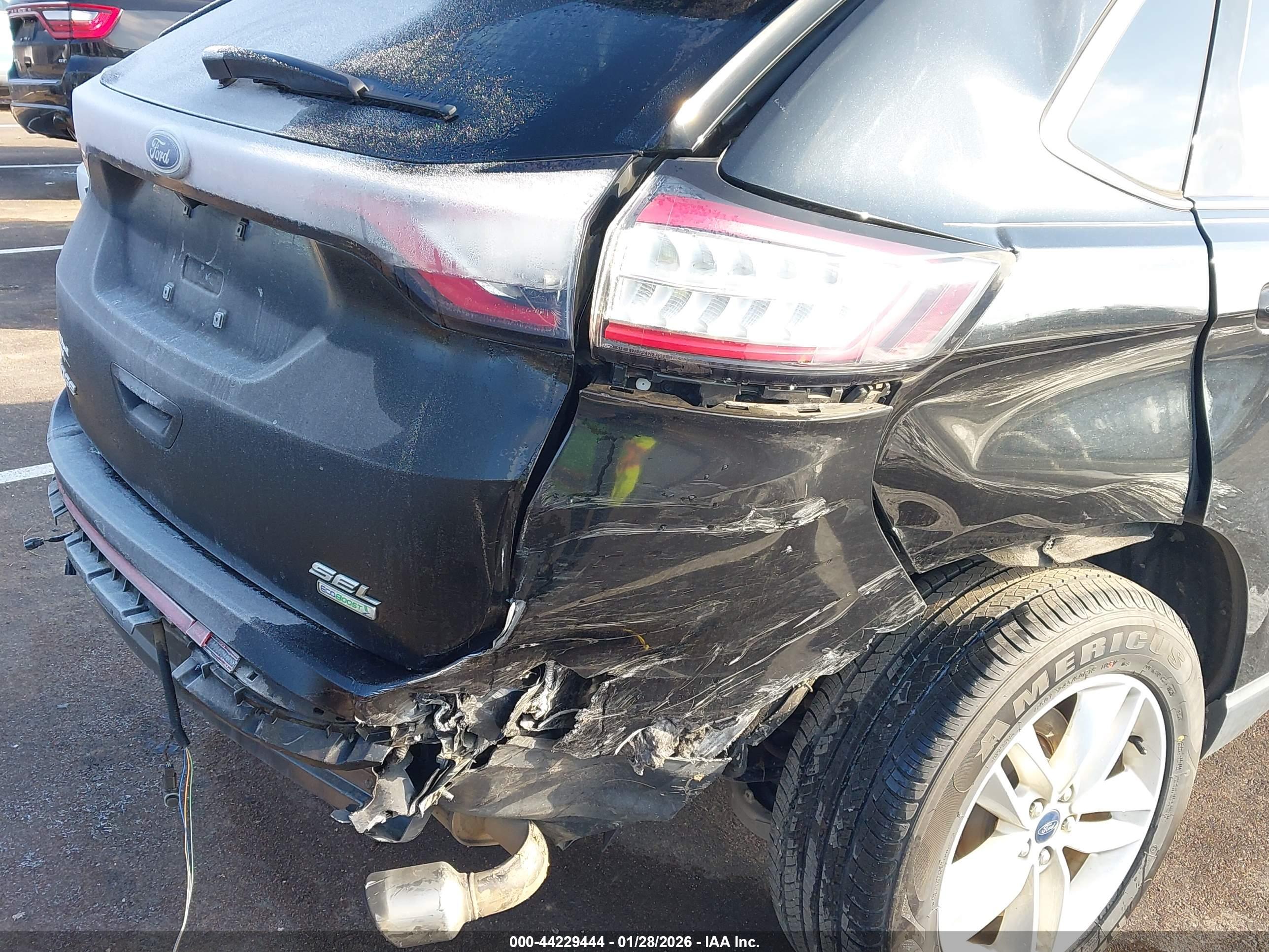 FORD EDGE image 6