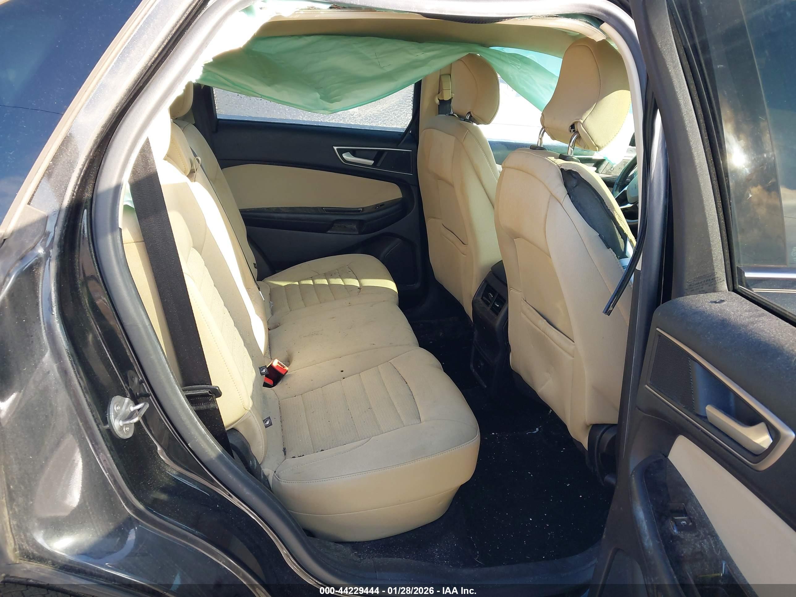 FORD EDGE image 8