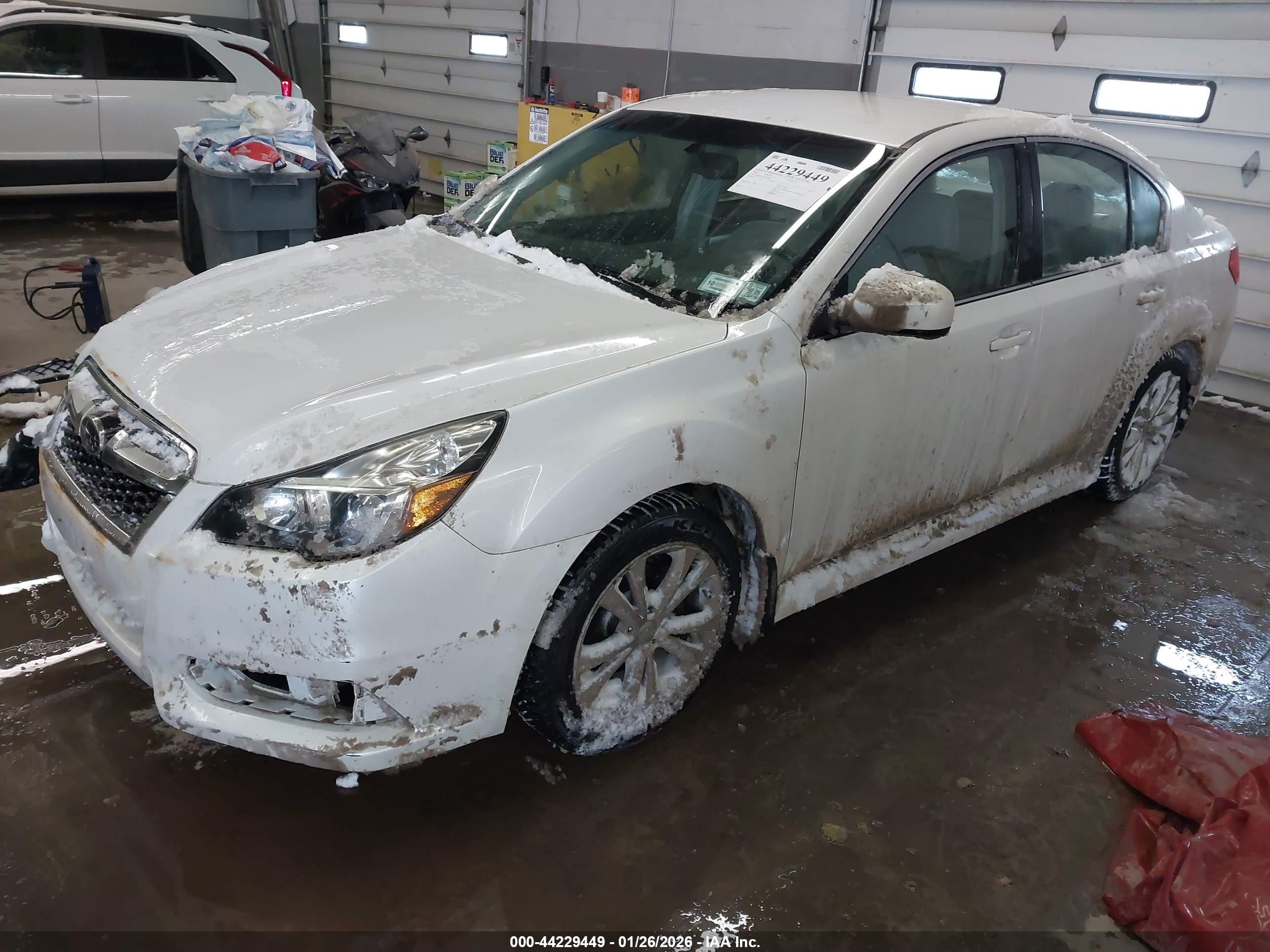 SUBARU LEGACY image 2