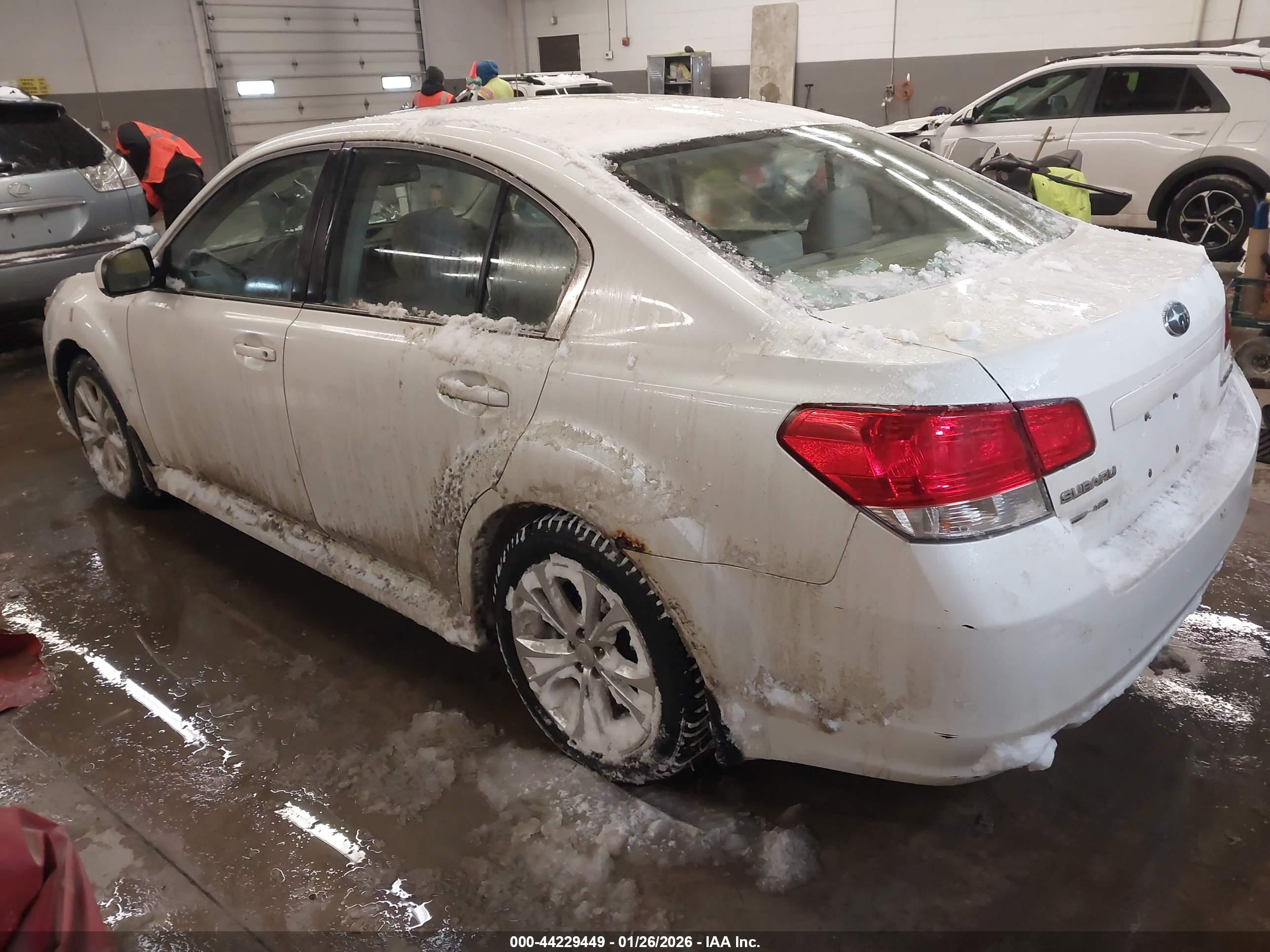 SUBARU LEGACY image 3