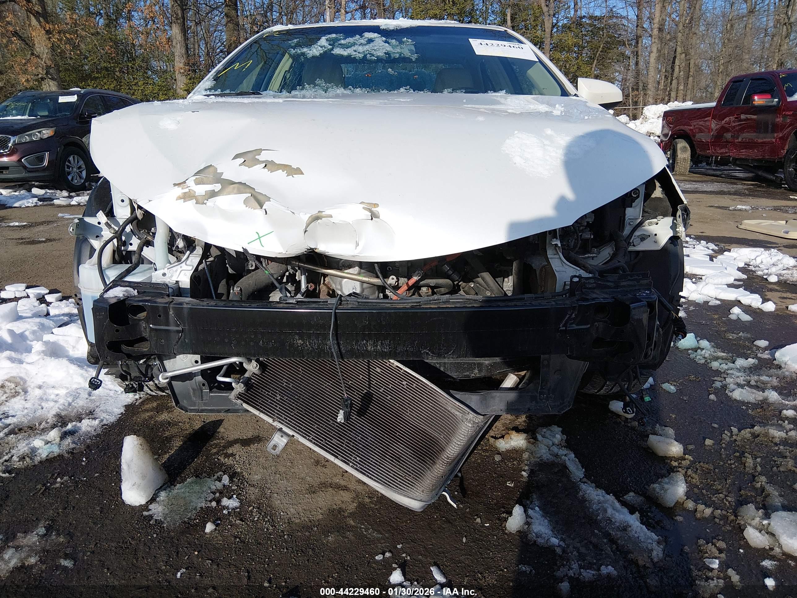 TOYOTA CAMRY image 6