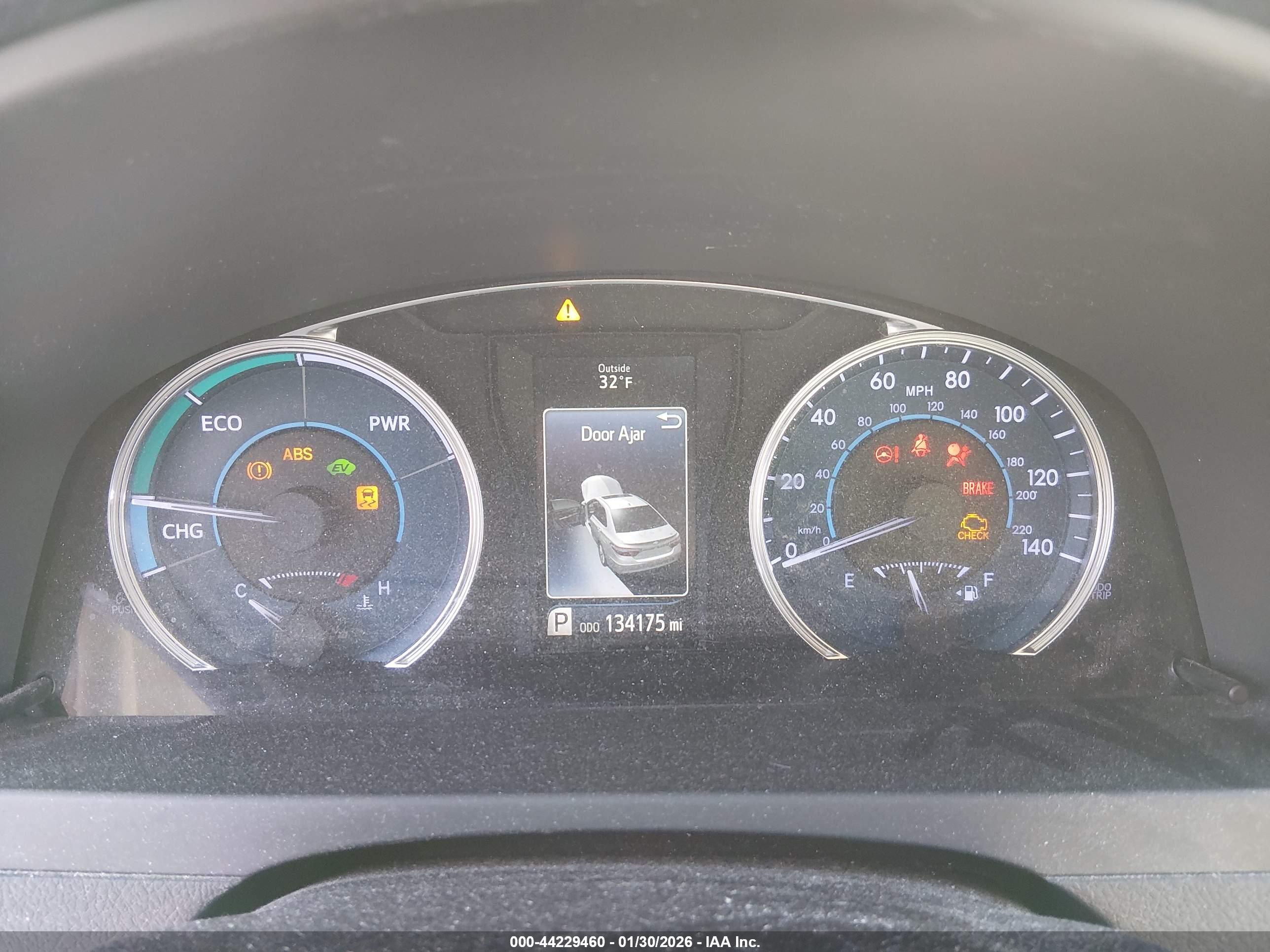 TOYOTA CAMRY image 7
