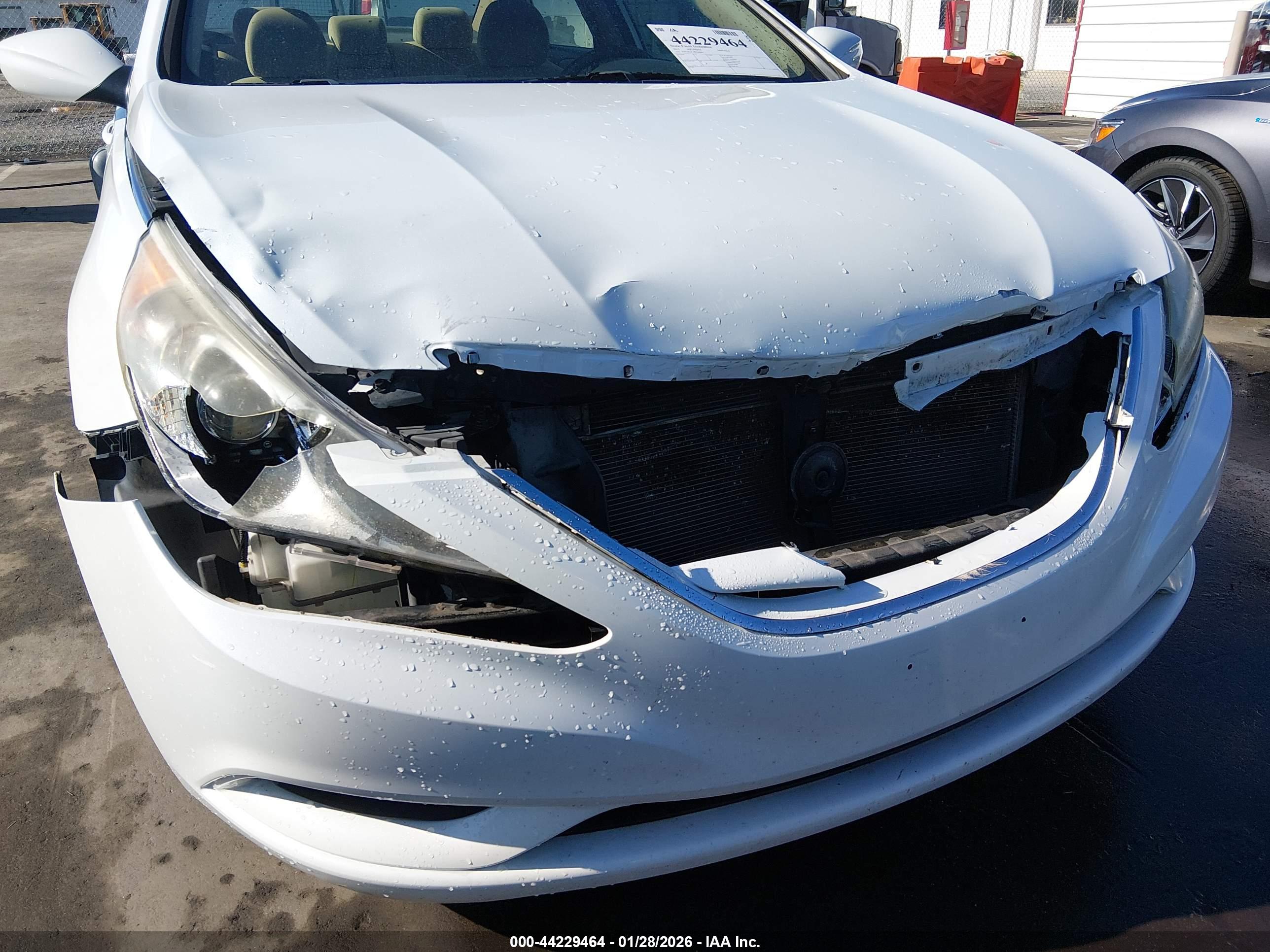 HYUNDAI SONATA image 6