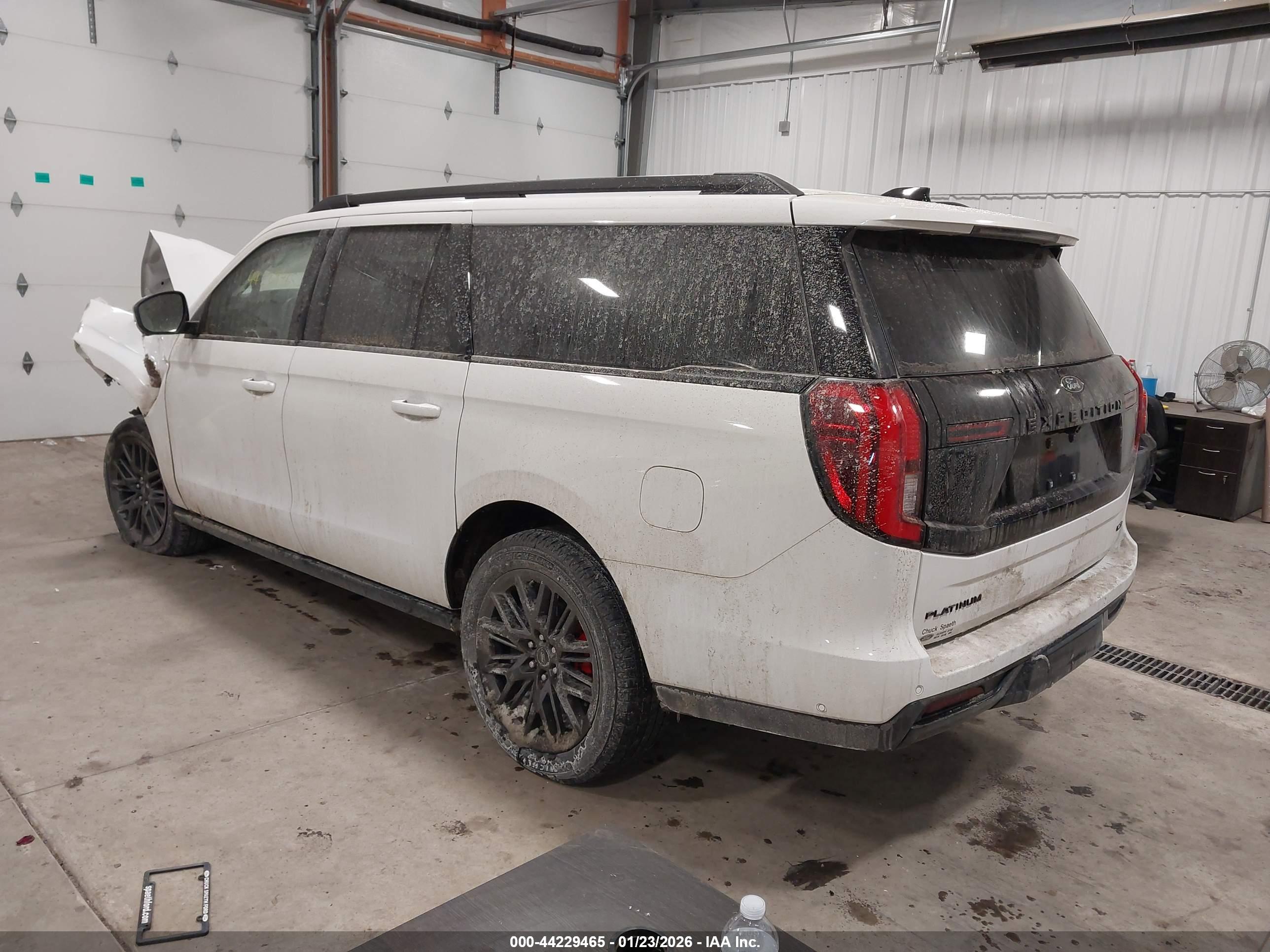 FORD EXPEDITION image 3