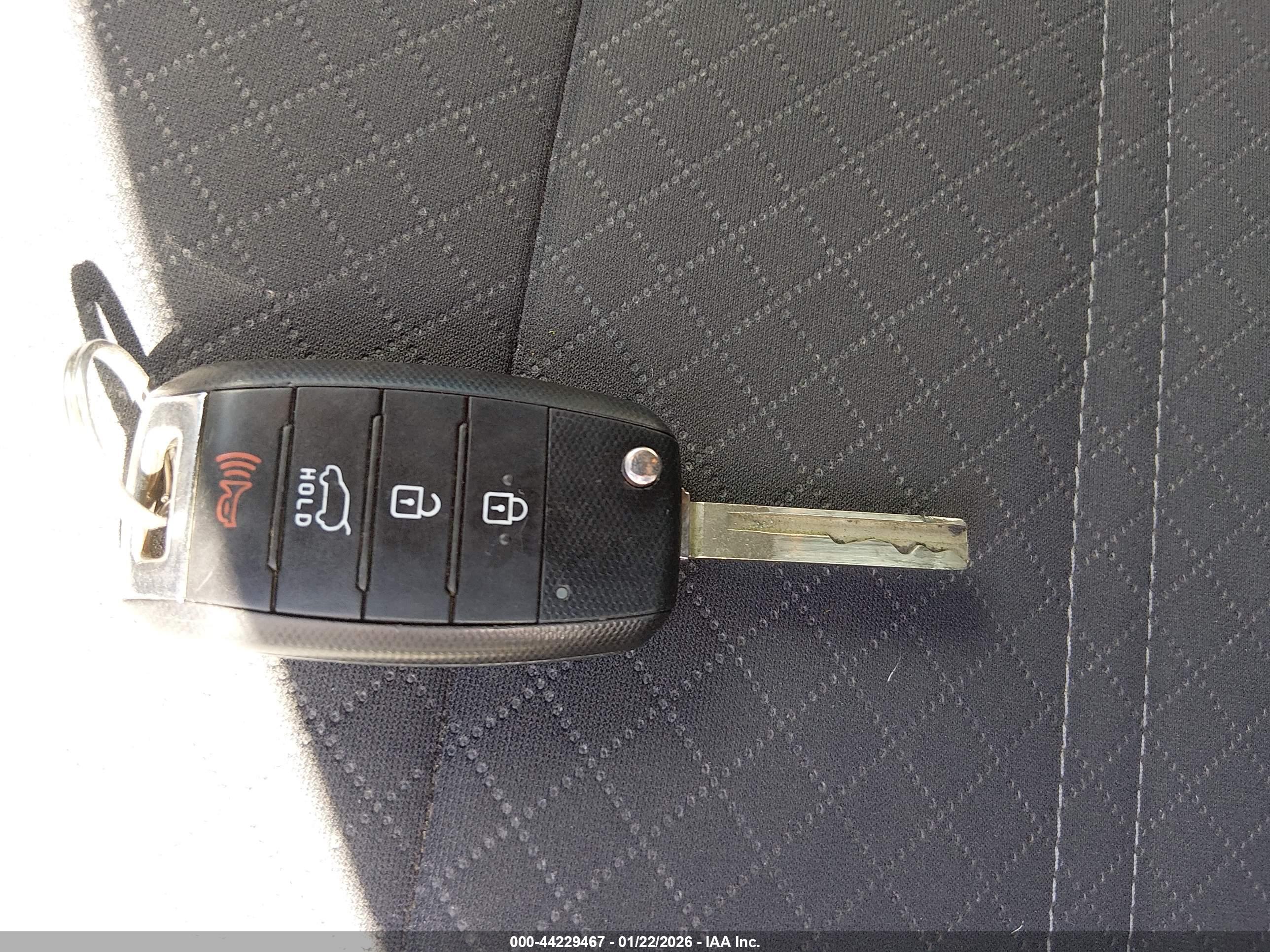 KIA SORENTO image 11