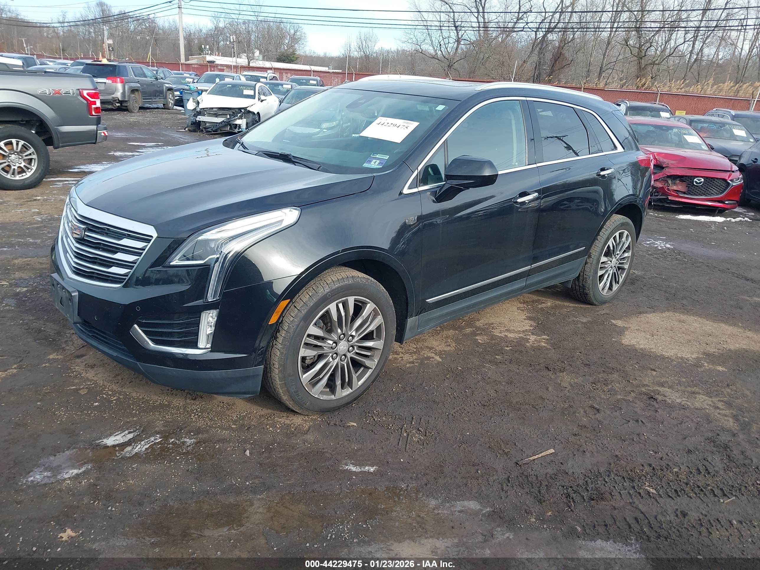 CADILLAC XT5 image 2