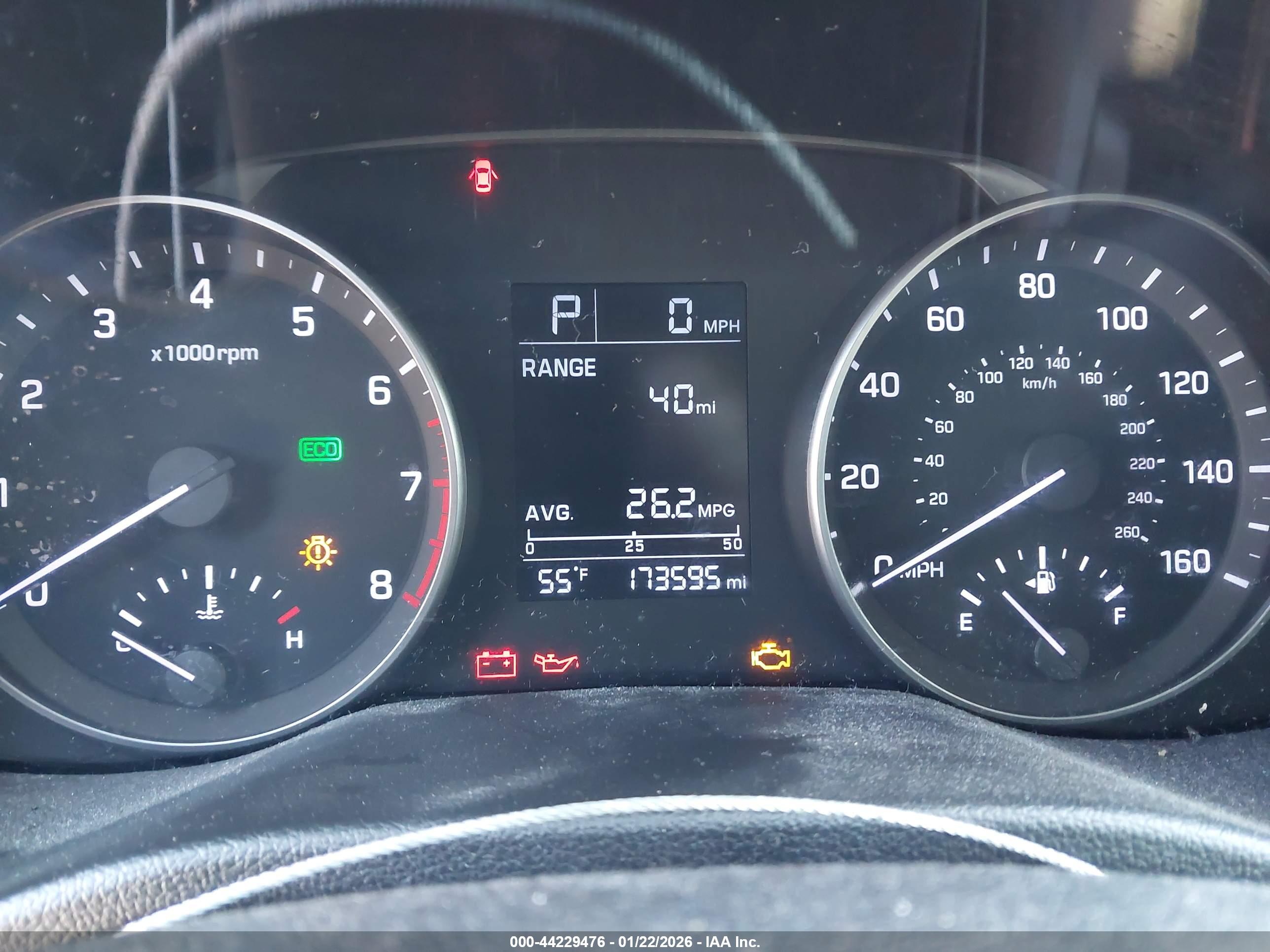 HYUNDAI ELANTRA image 7