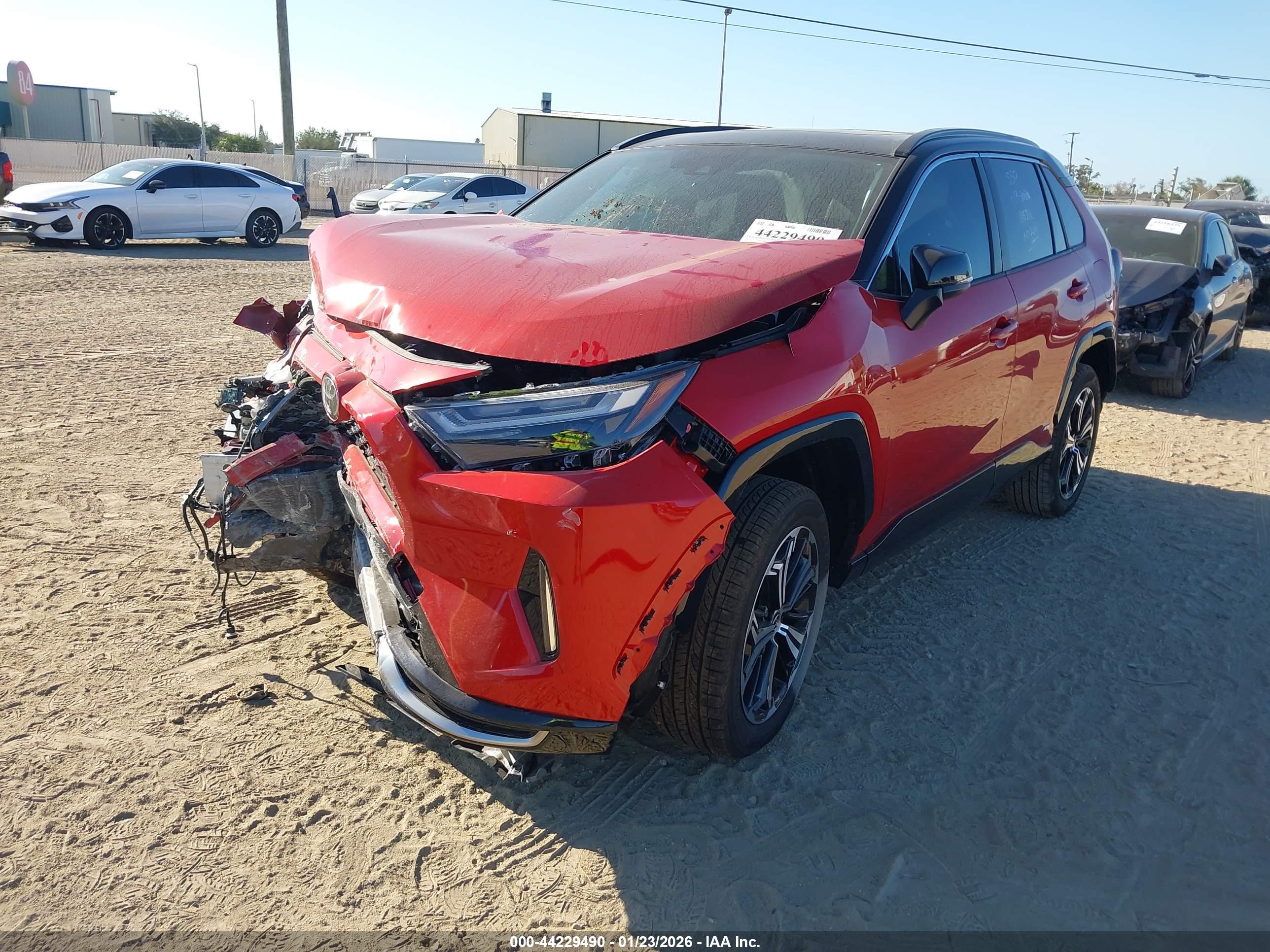 TOYOTA RAV4 image 2