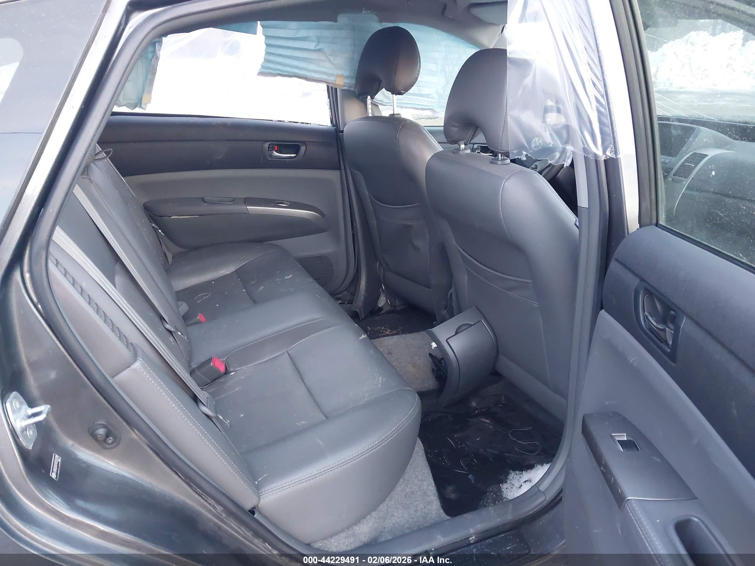 TOYOTA PRIUS image 8