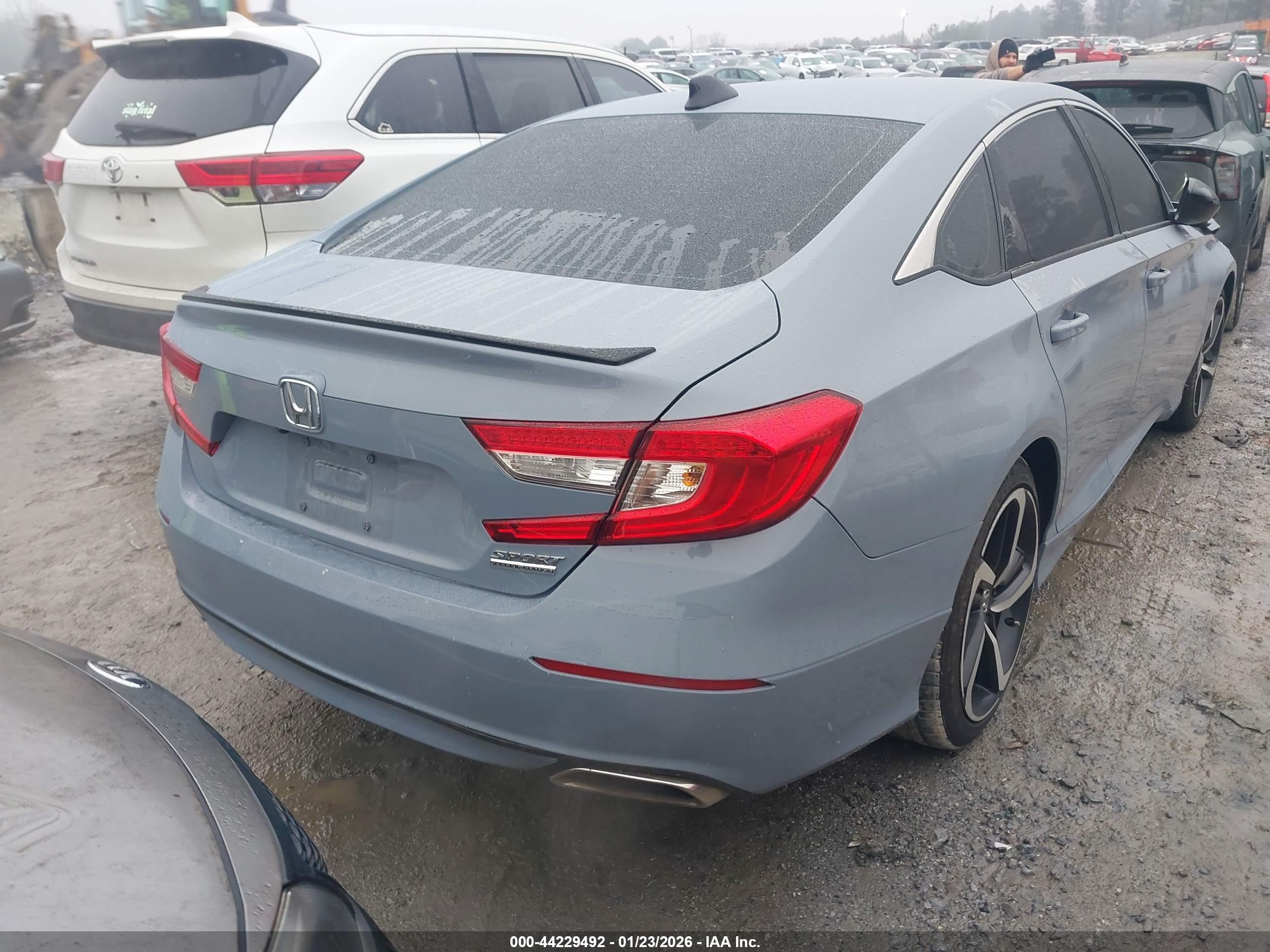 HONDA ACCORD image 4