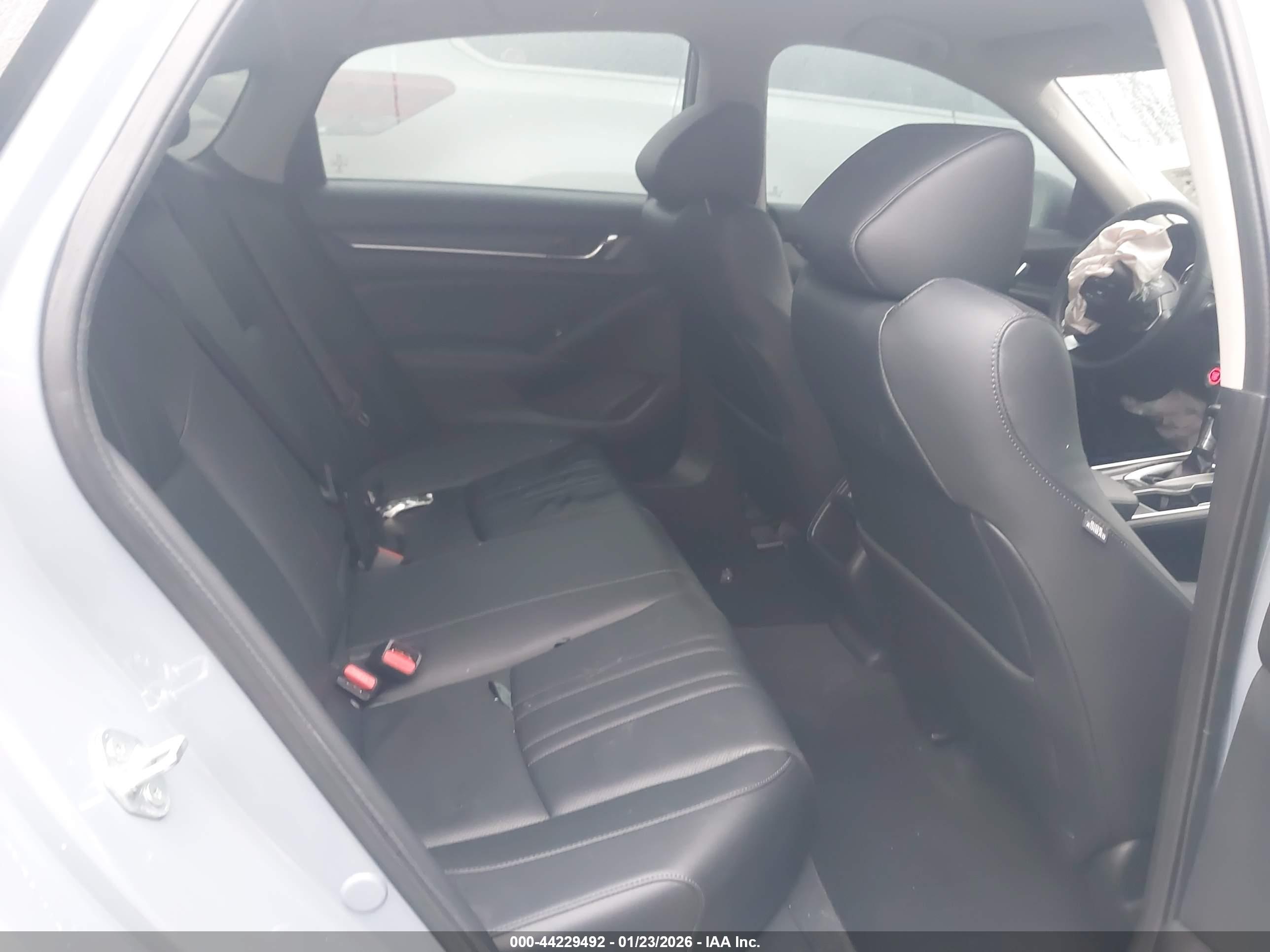 HONDA ACCORD image 8