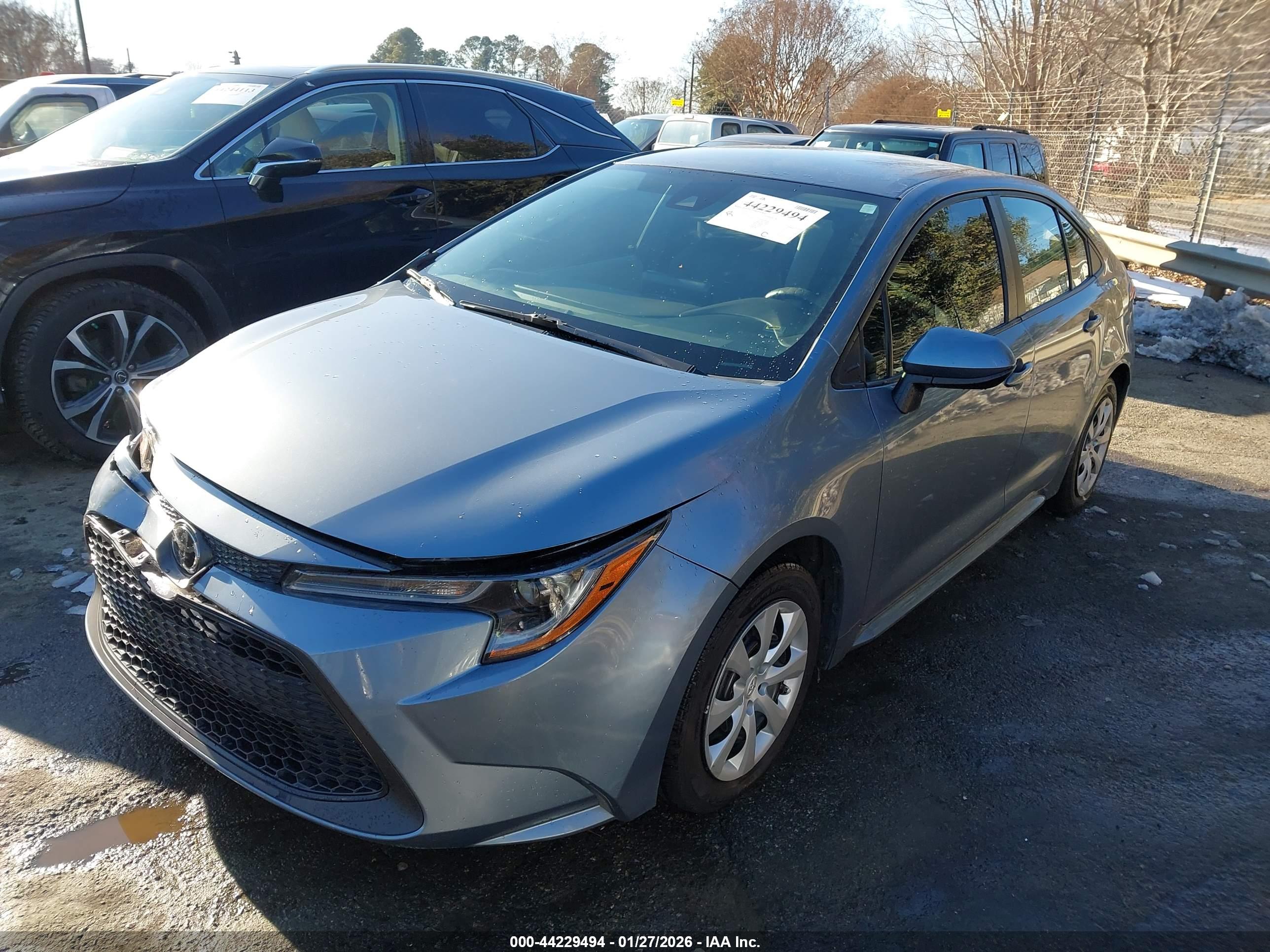 TOYOTA COROLLA image 2