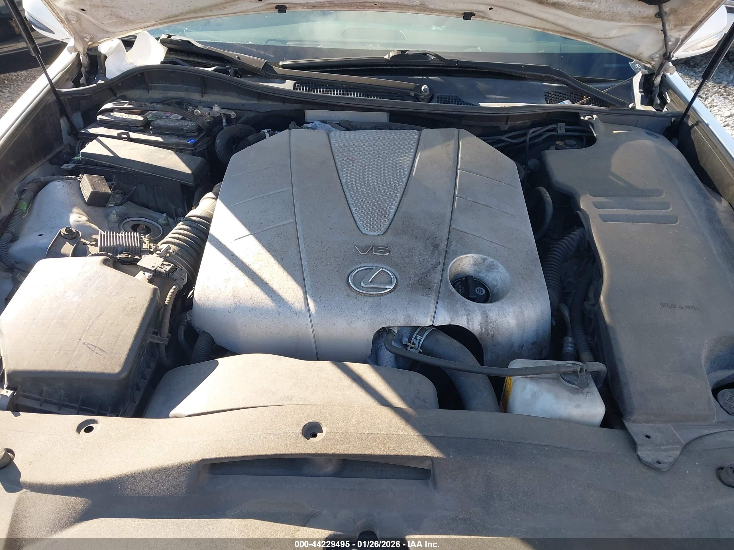 LEXUS GS image 10