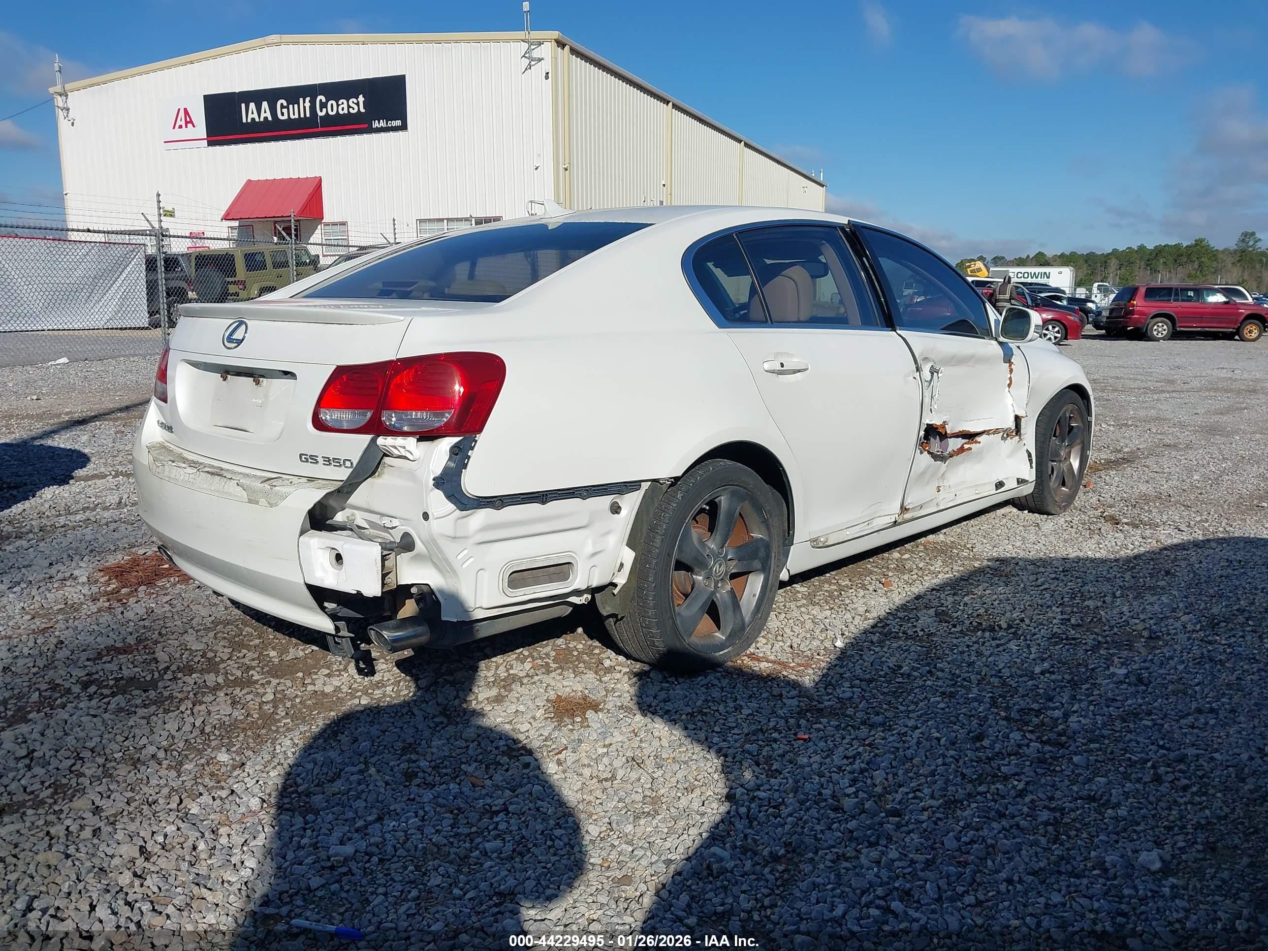 LEXUS GS image 4