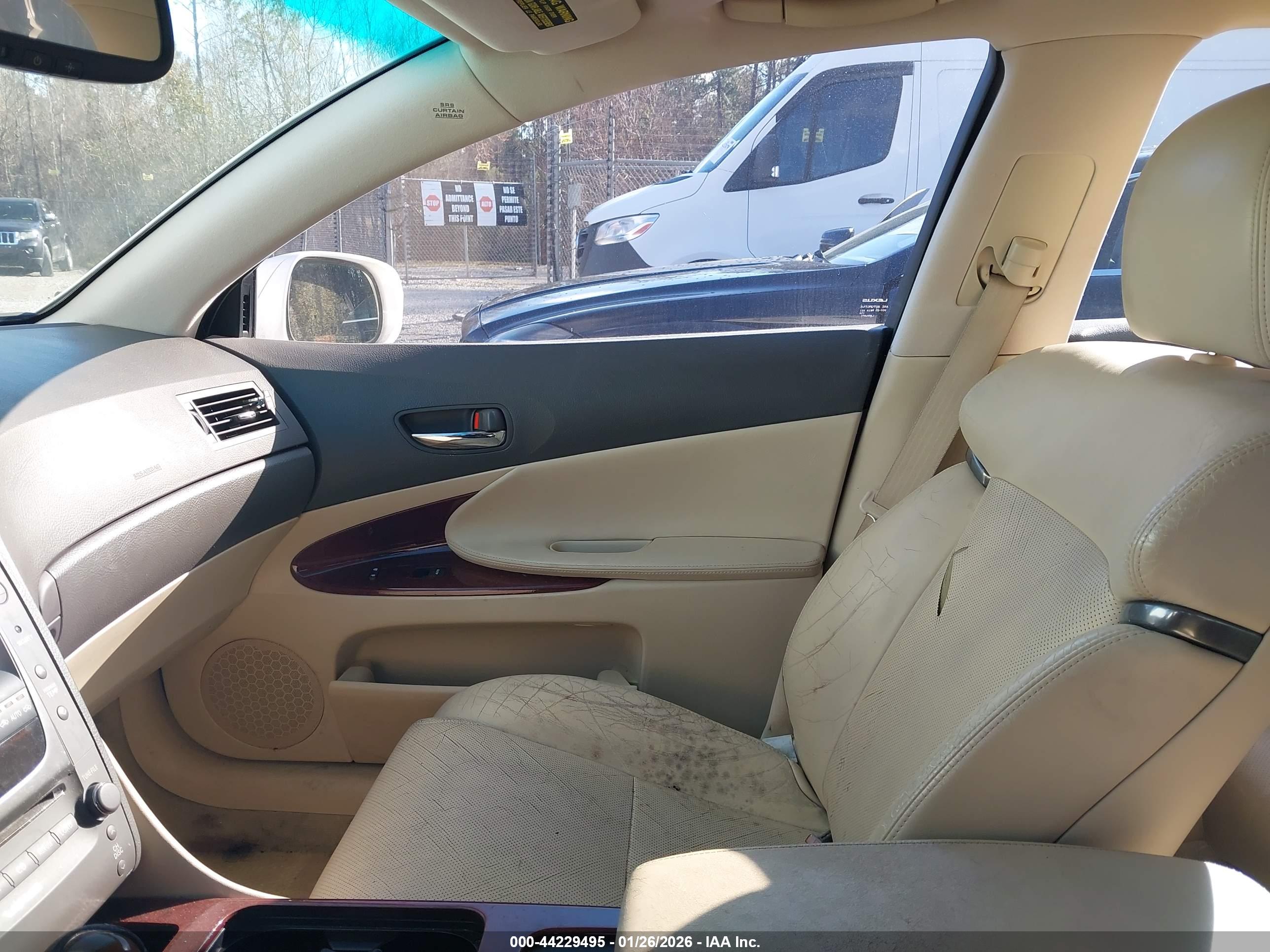 LEXUS GS image 5