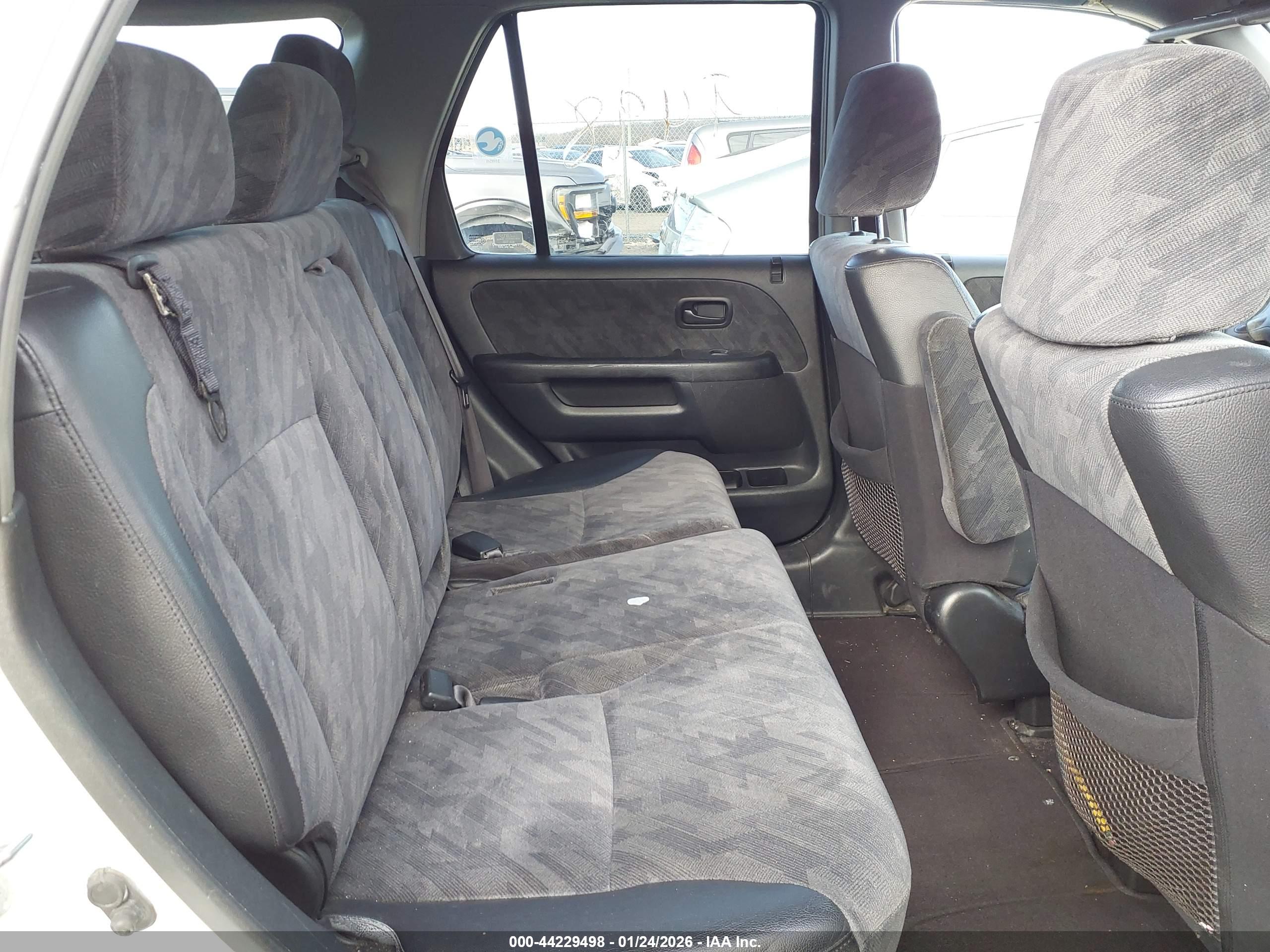 HONDA CR-V image 8
