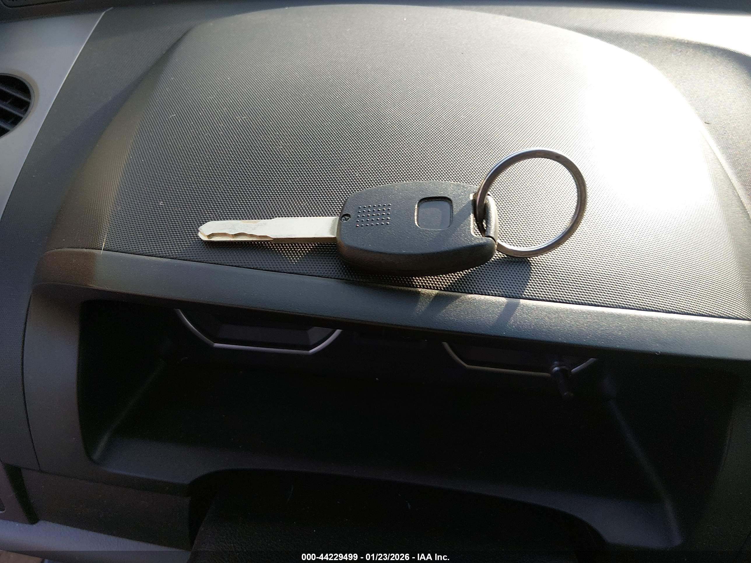 HONDA CR-V image 11