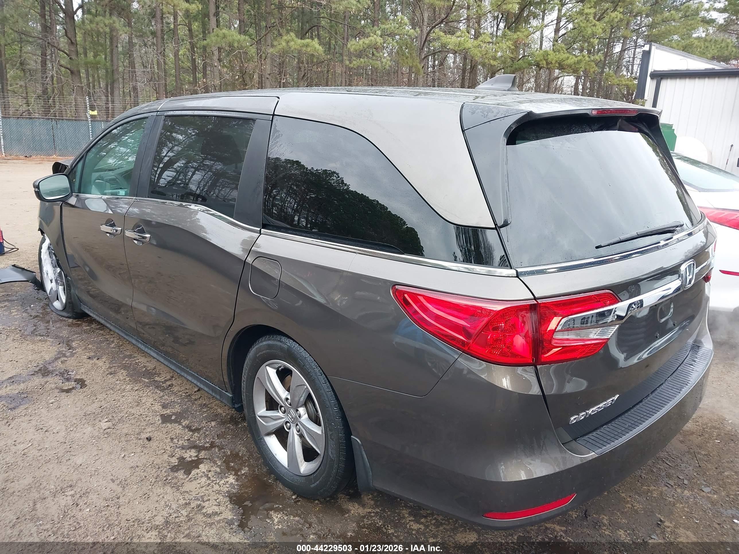 HONDA ODYSSEY image 3