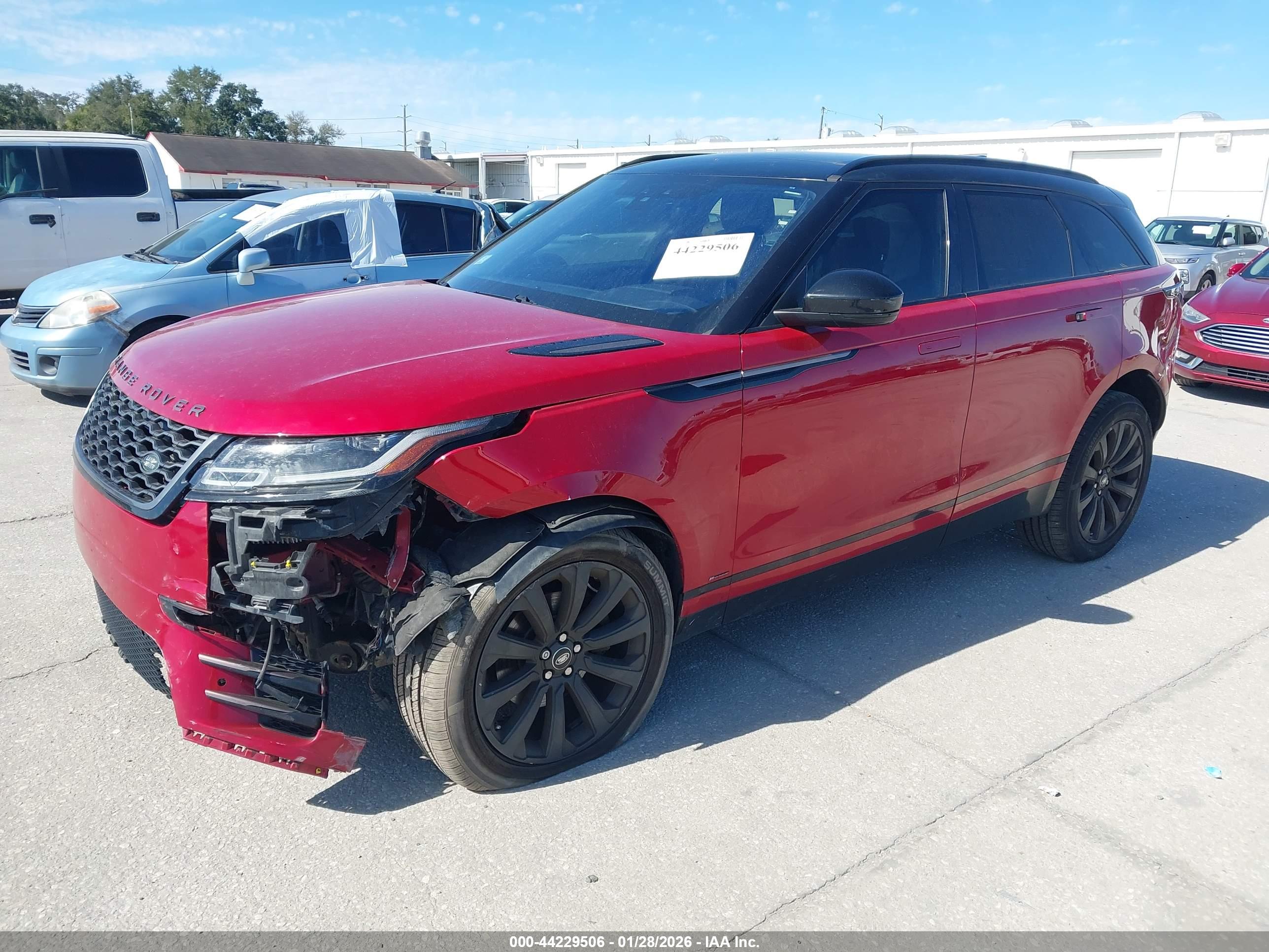 LAND ROVER image 2