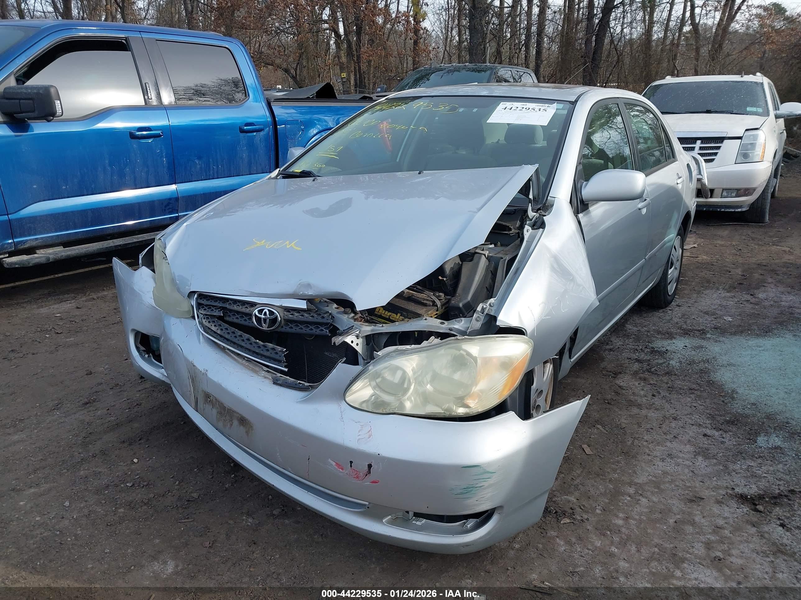 TOYOTA COROLLA image 6