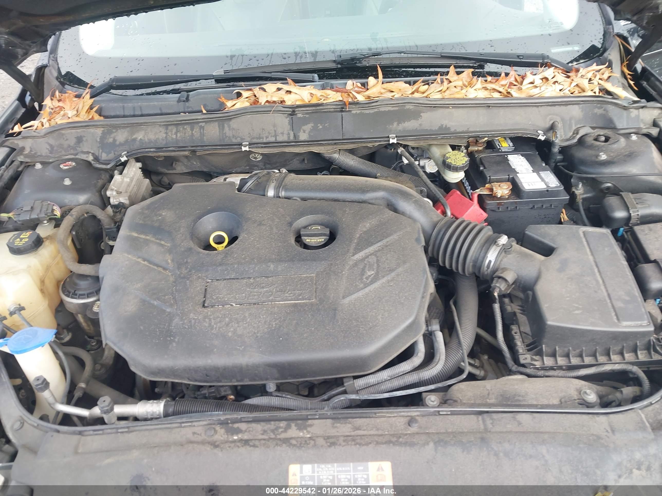 FORD FUSION image 10