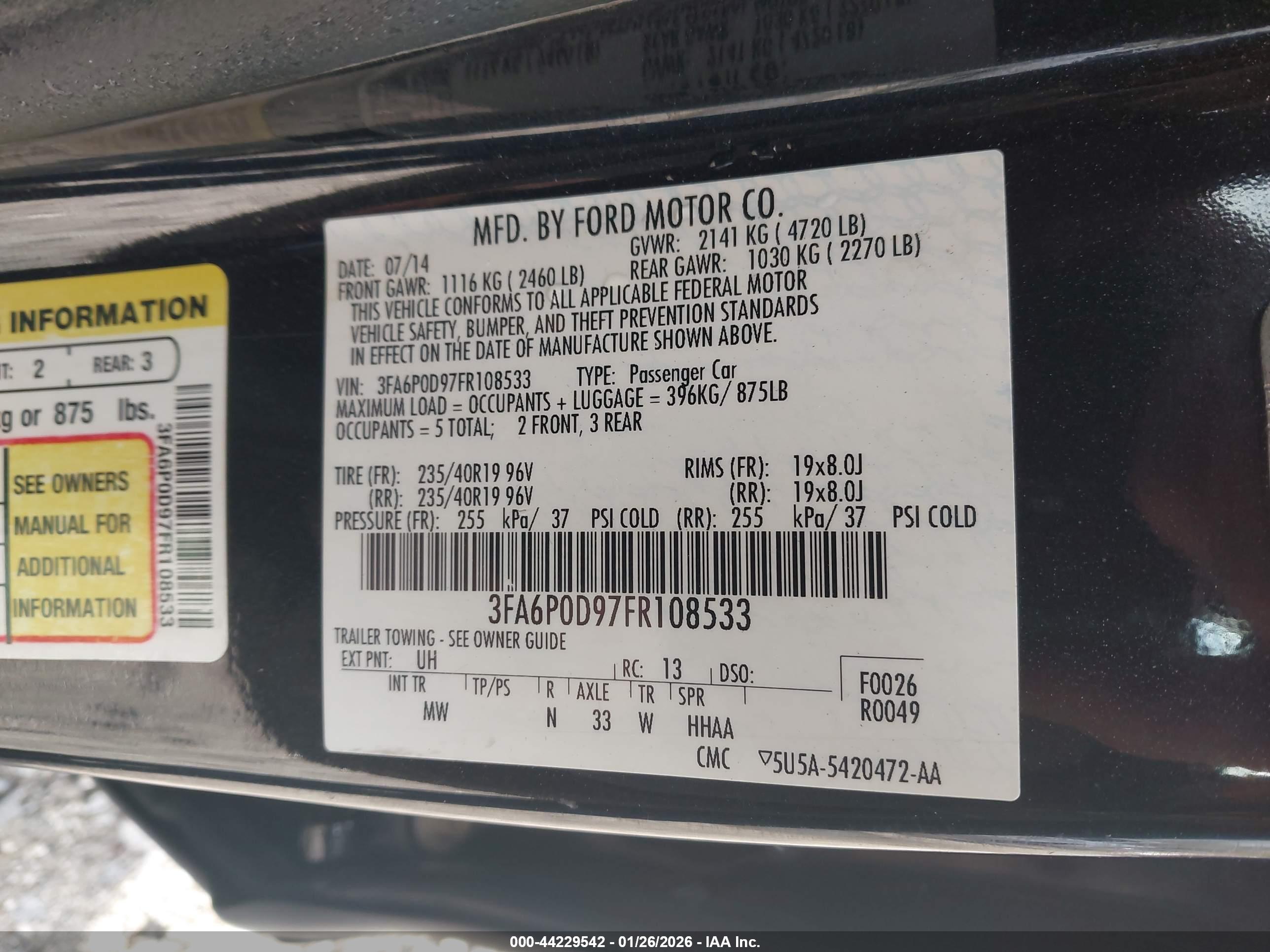 FORD FUSION image 9