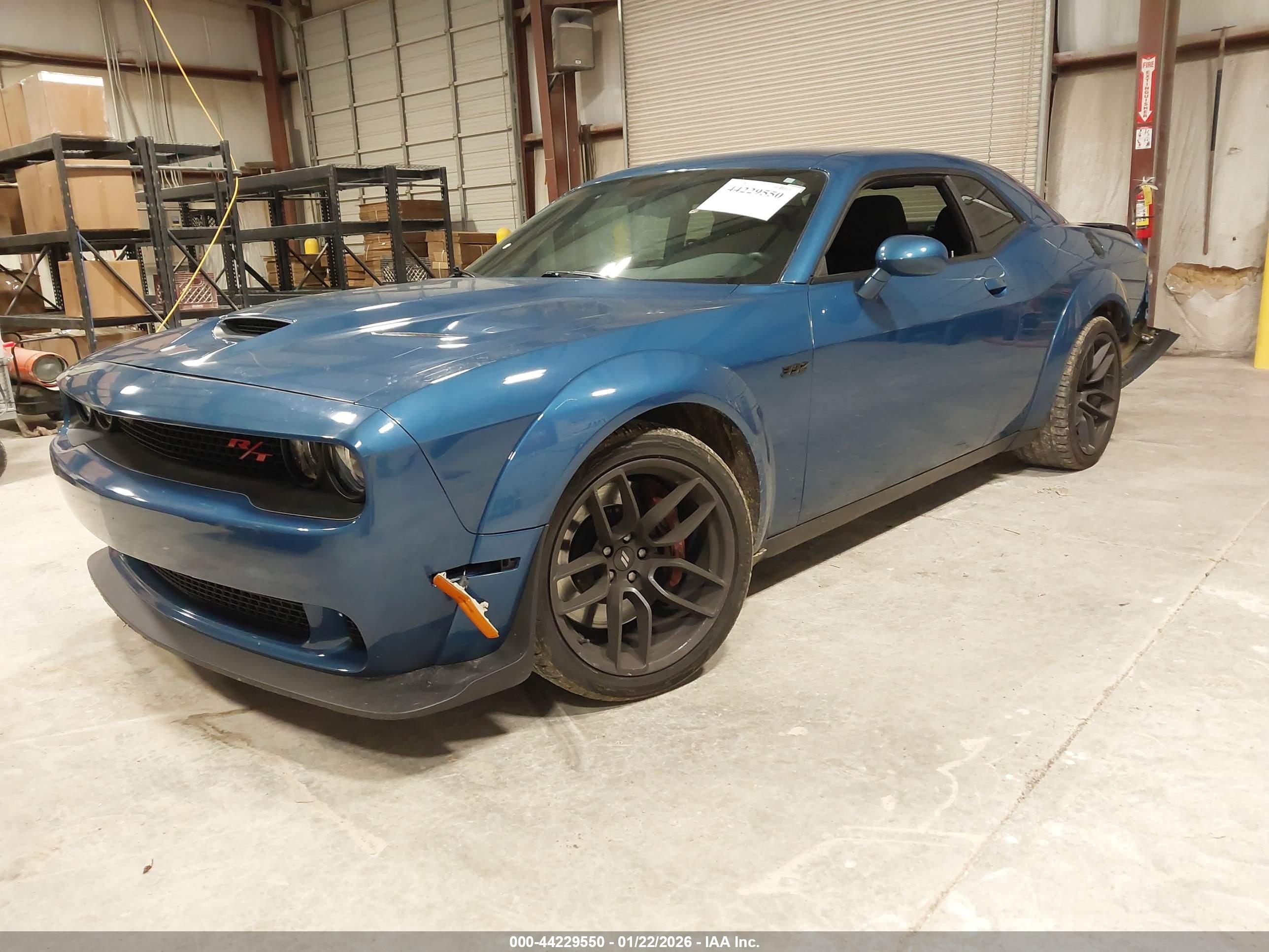 DODGE CHALLENGER image 2