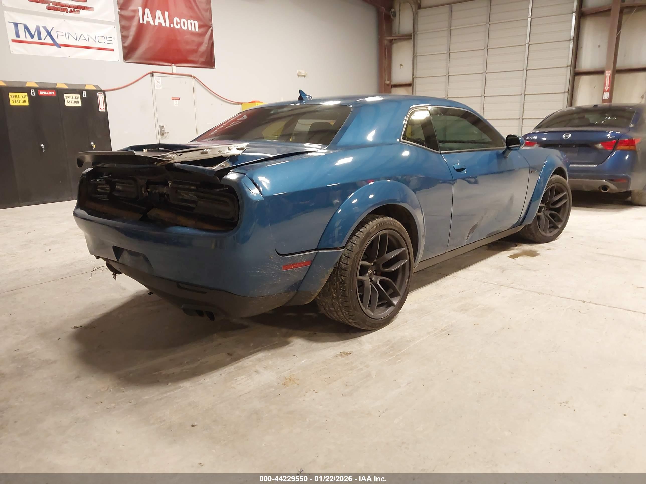 DODGE CHALLENGER image 4