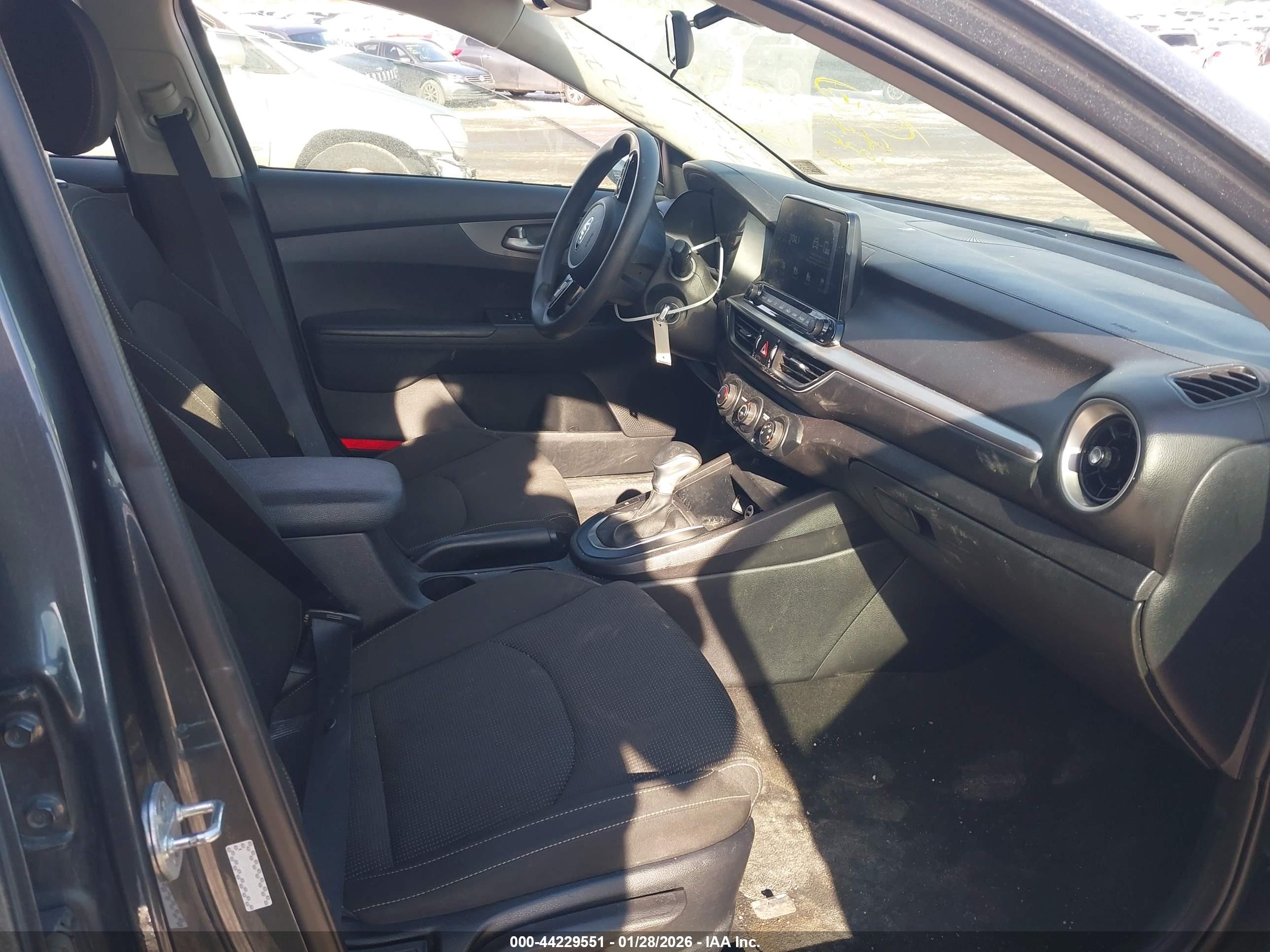 KIA FORTE image 5