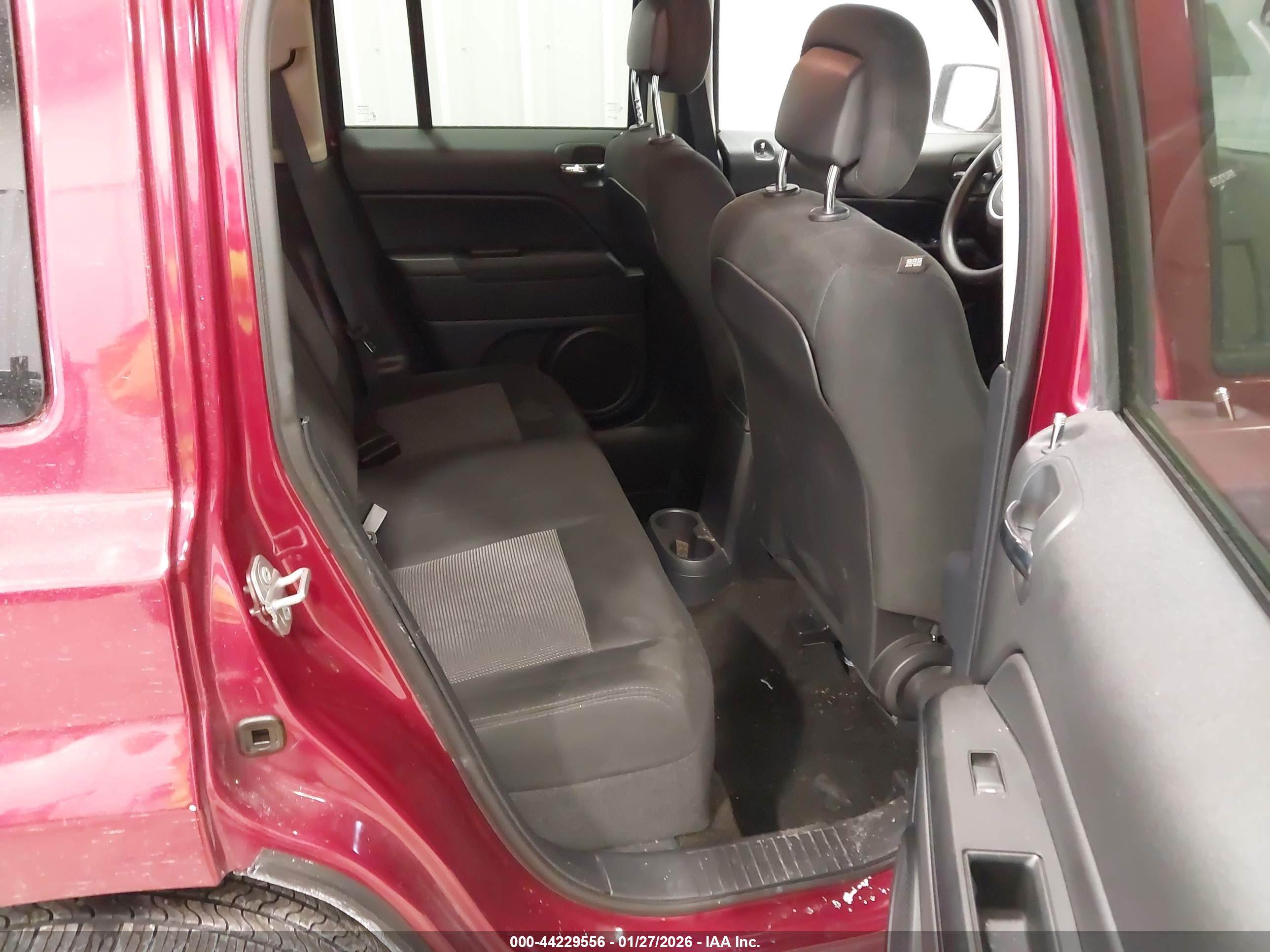 JEEP PATRIOT image 8