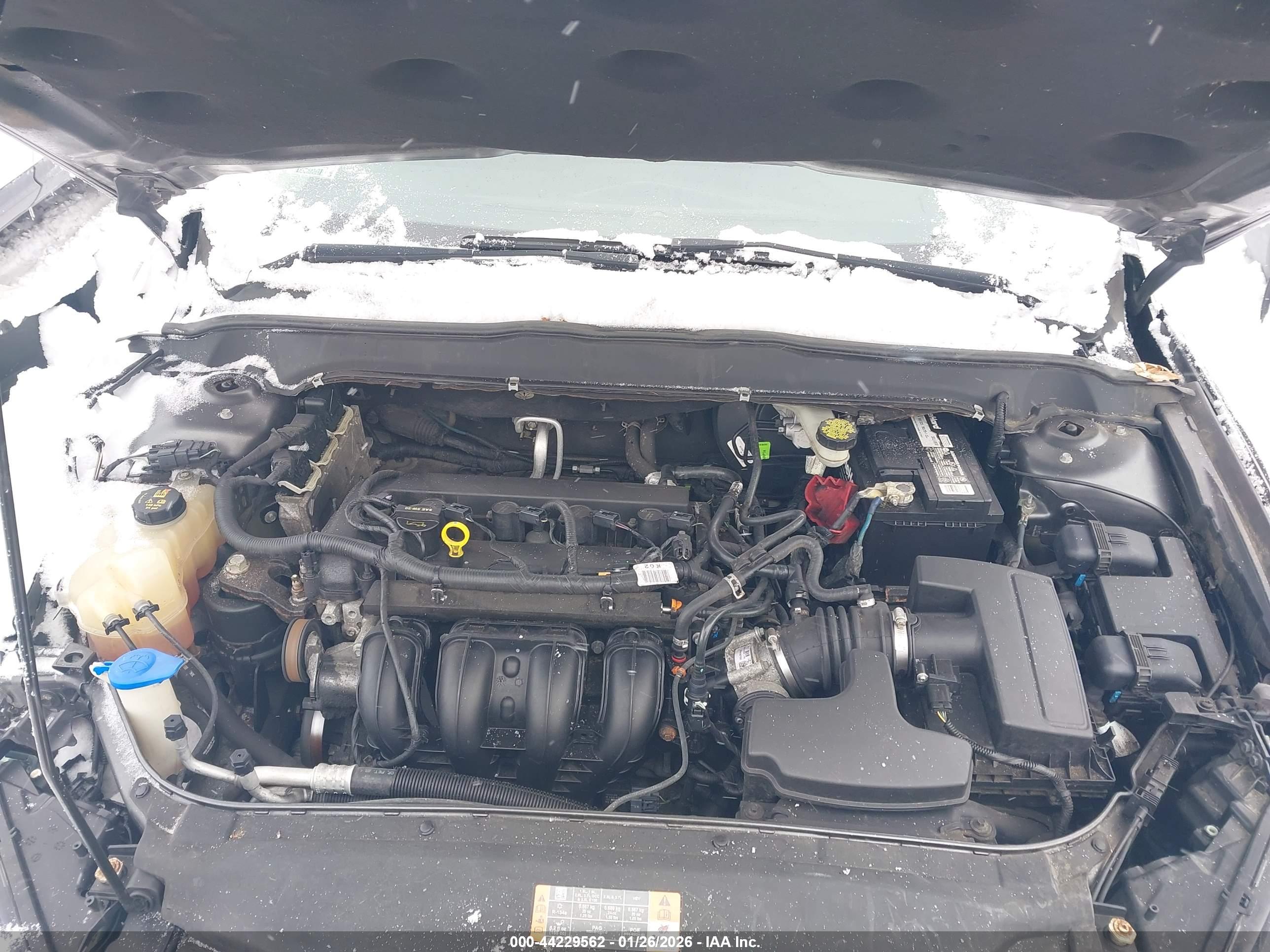 FORD FUSION image 10