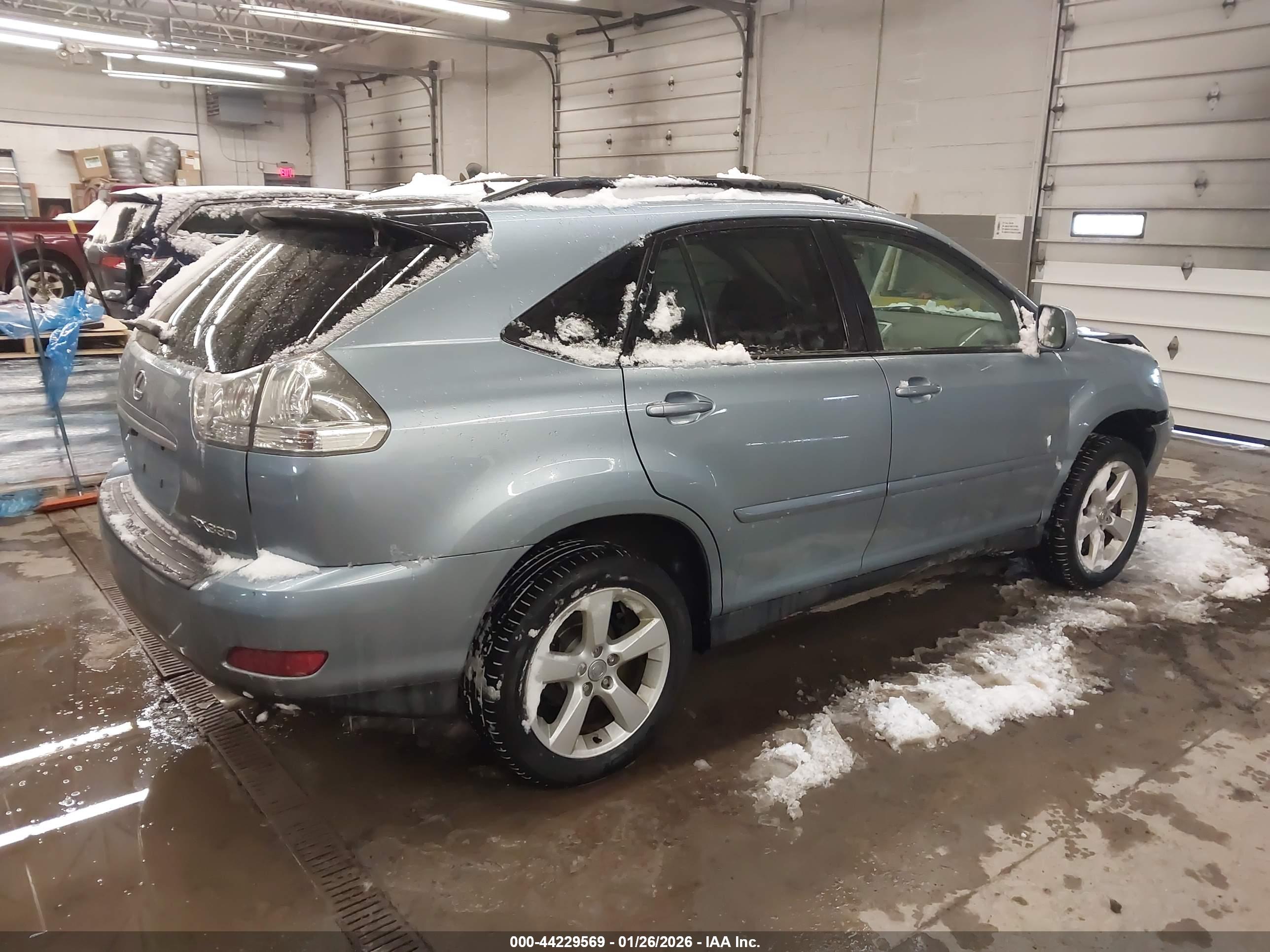 LEXUS RX image 4