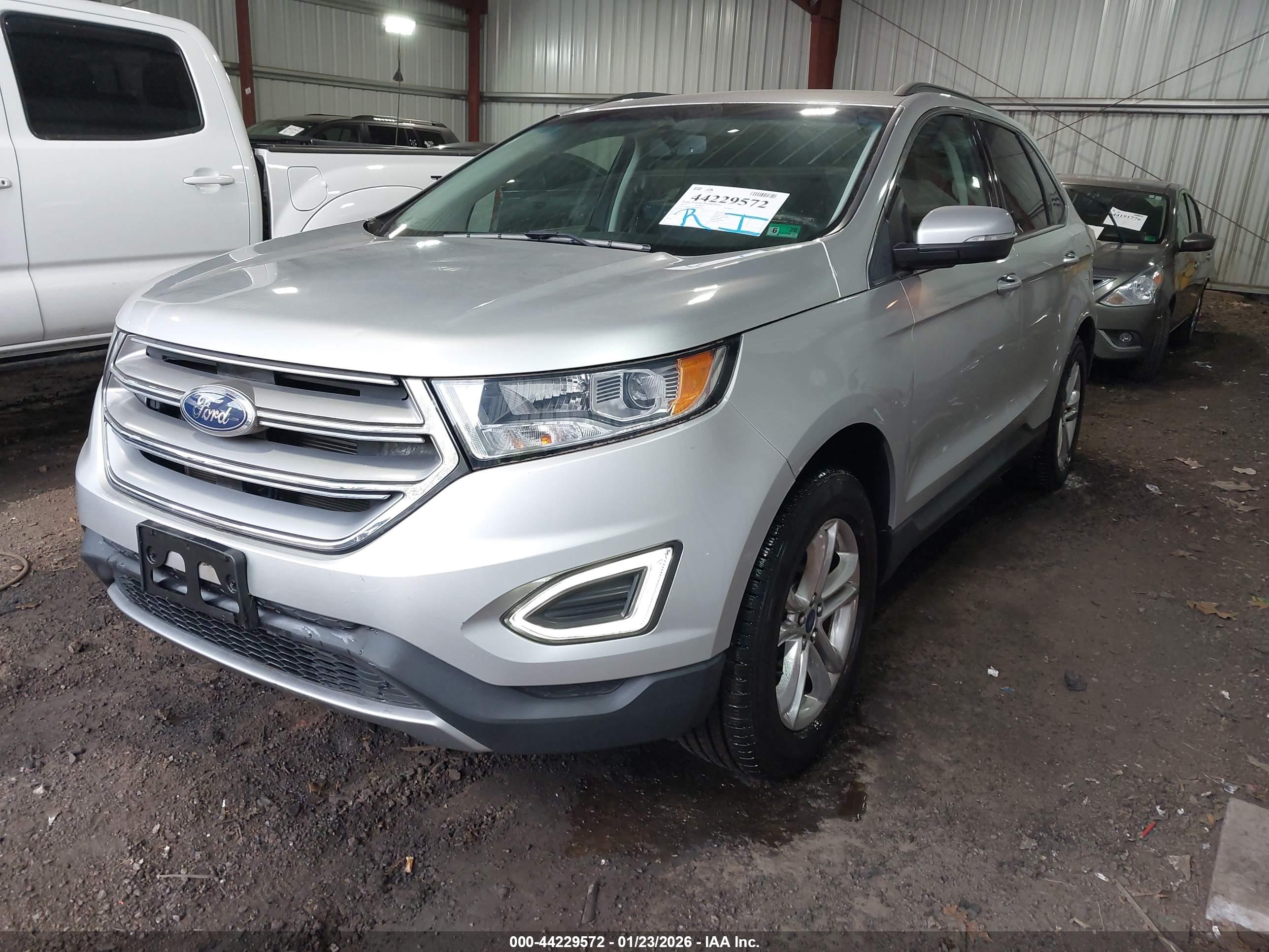 FORD EDGE image 2