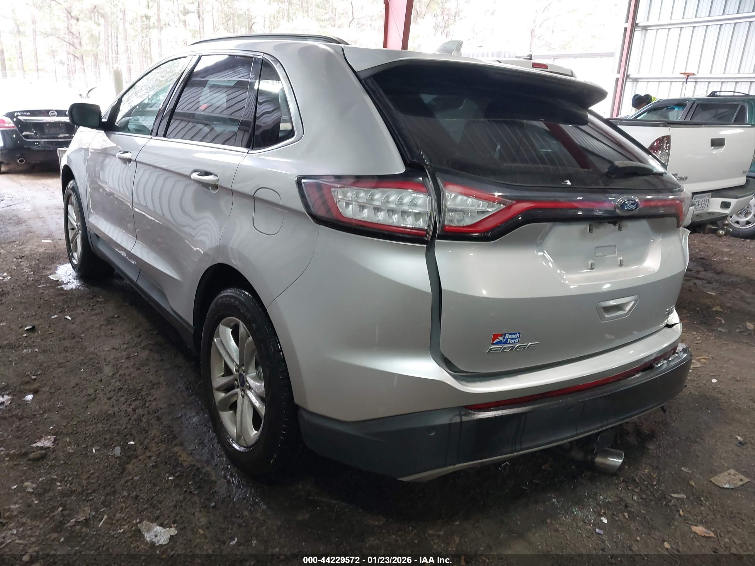 FORD EDGE image 3