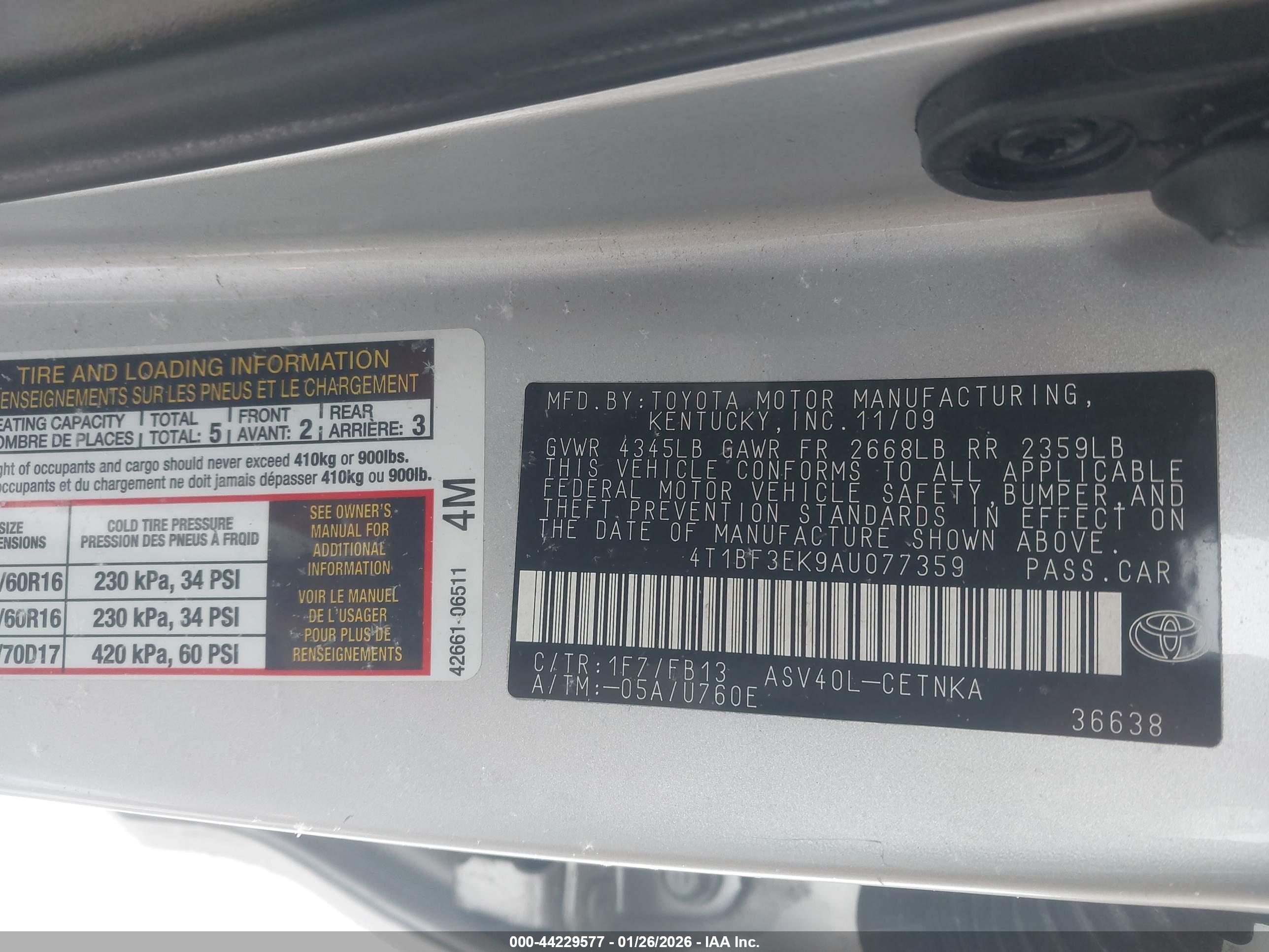 TOYOTA CAMRY image 9