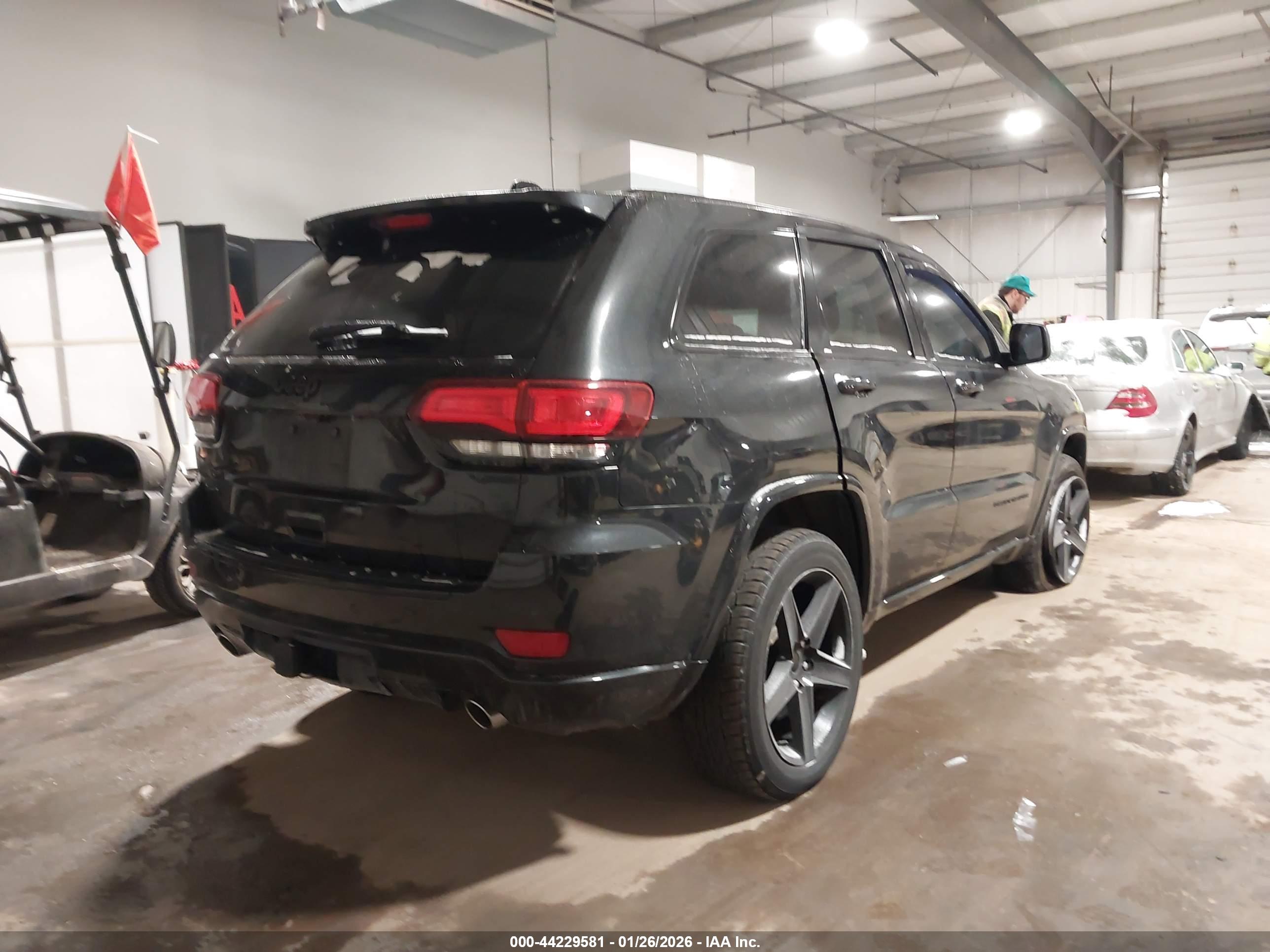 JEEP GRAND image 4