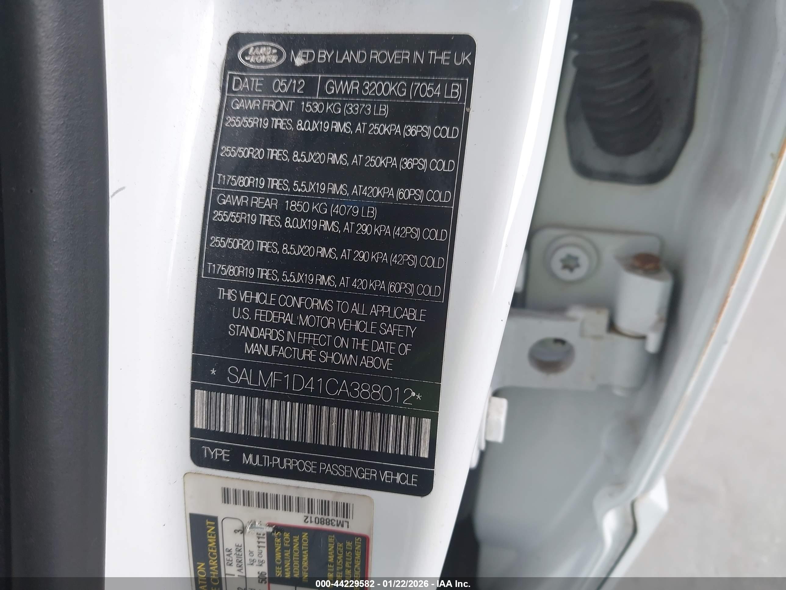 LAND ROVER image 9