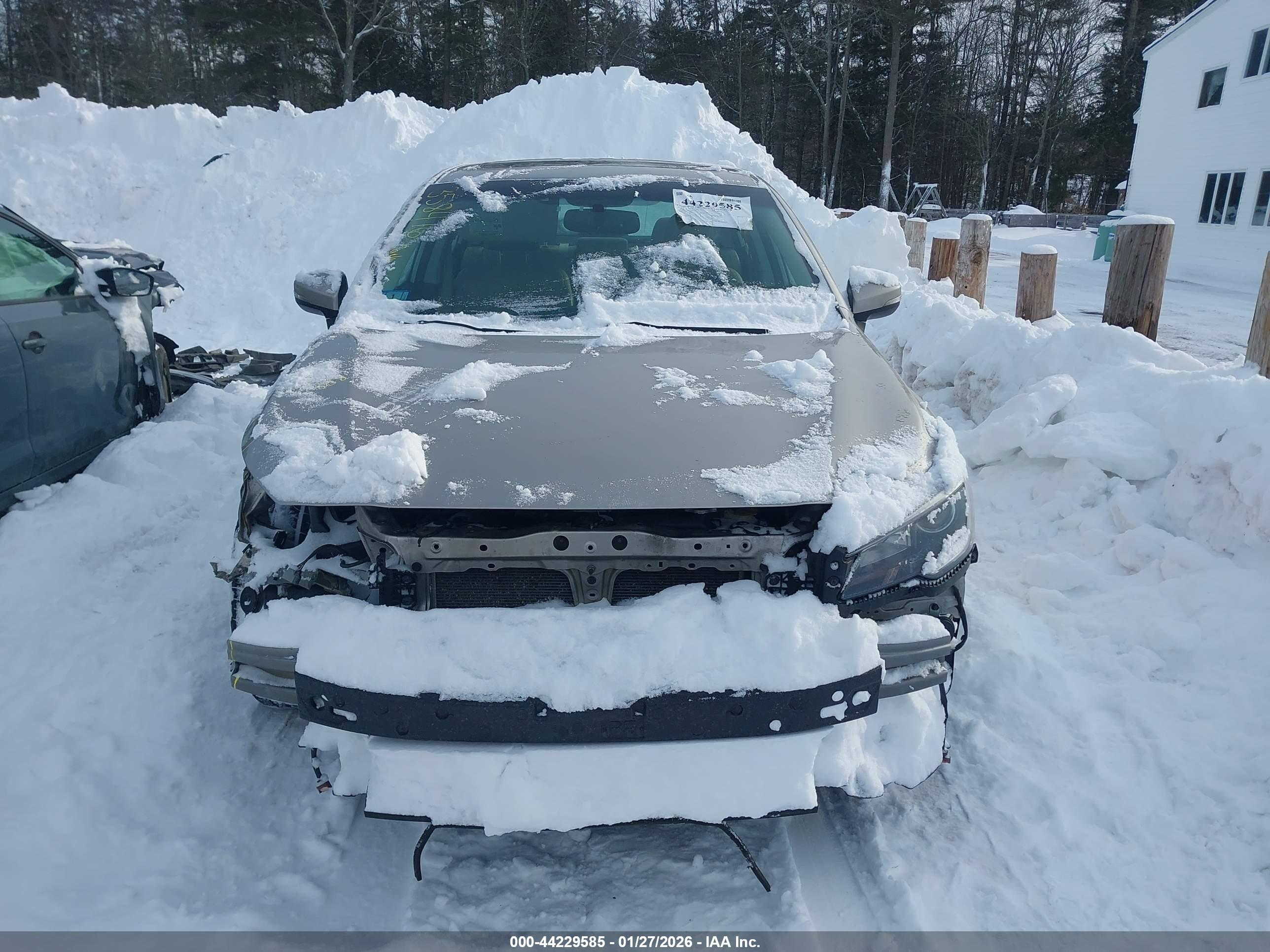 SUBARU LEGACY image 6