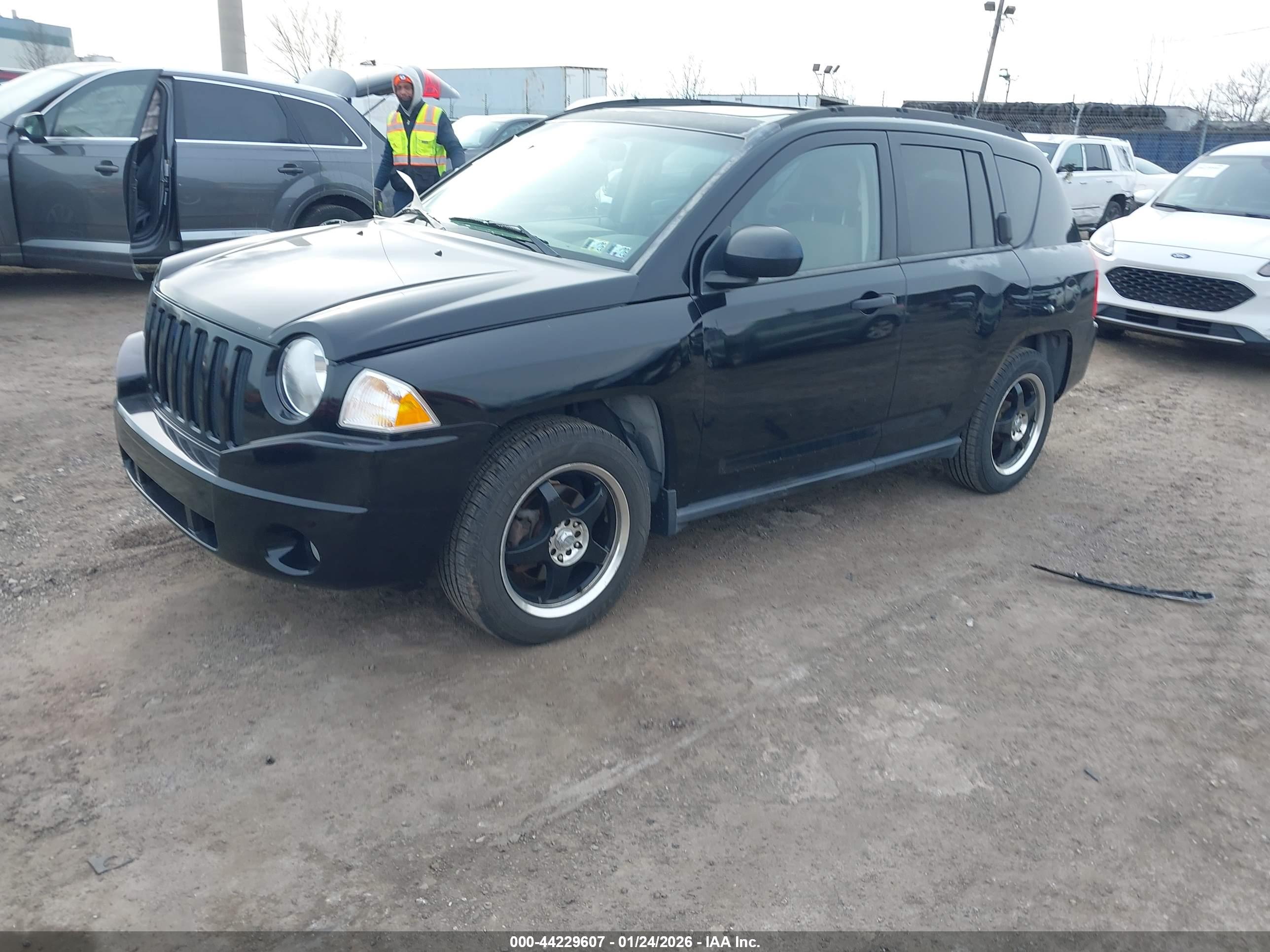JEEP COMPASS image 2