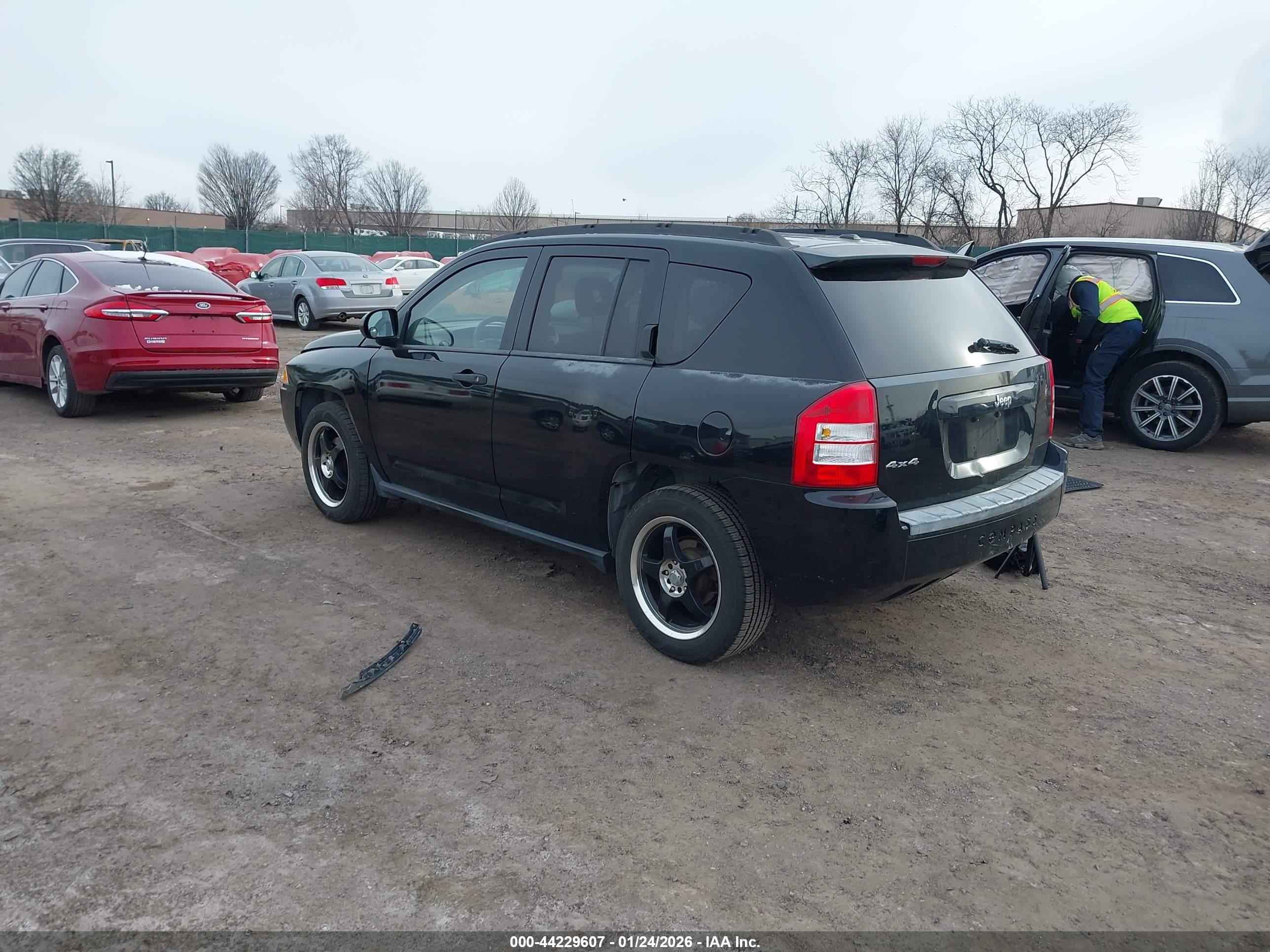 JEEP COMPASS image 3
